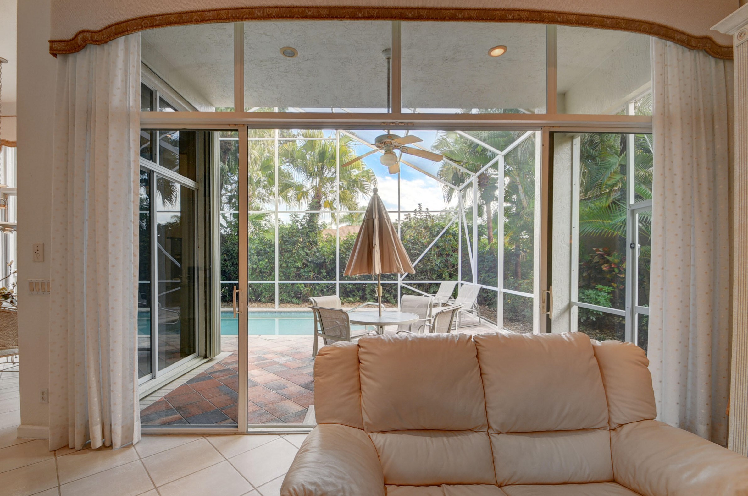 10834 Greenbriar Villa Dr, Lake Worth FL  33449-8624 exterior