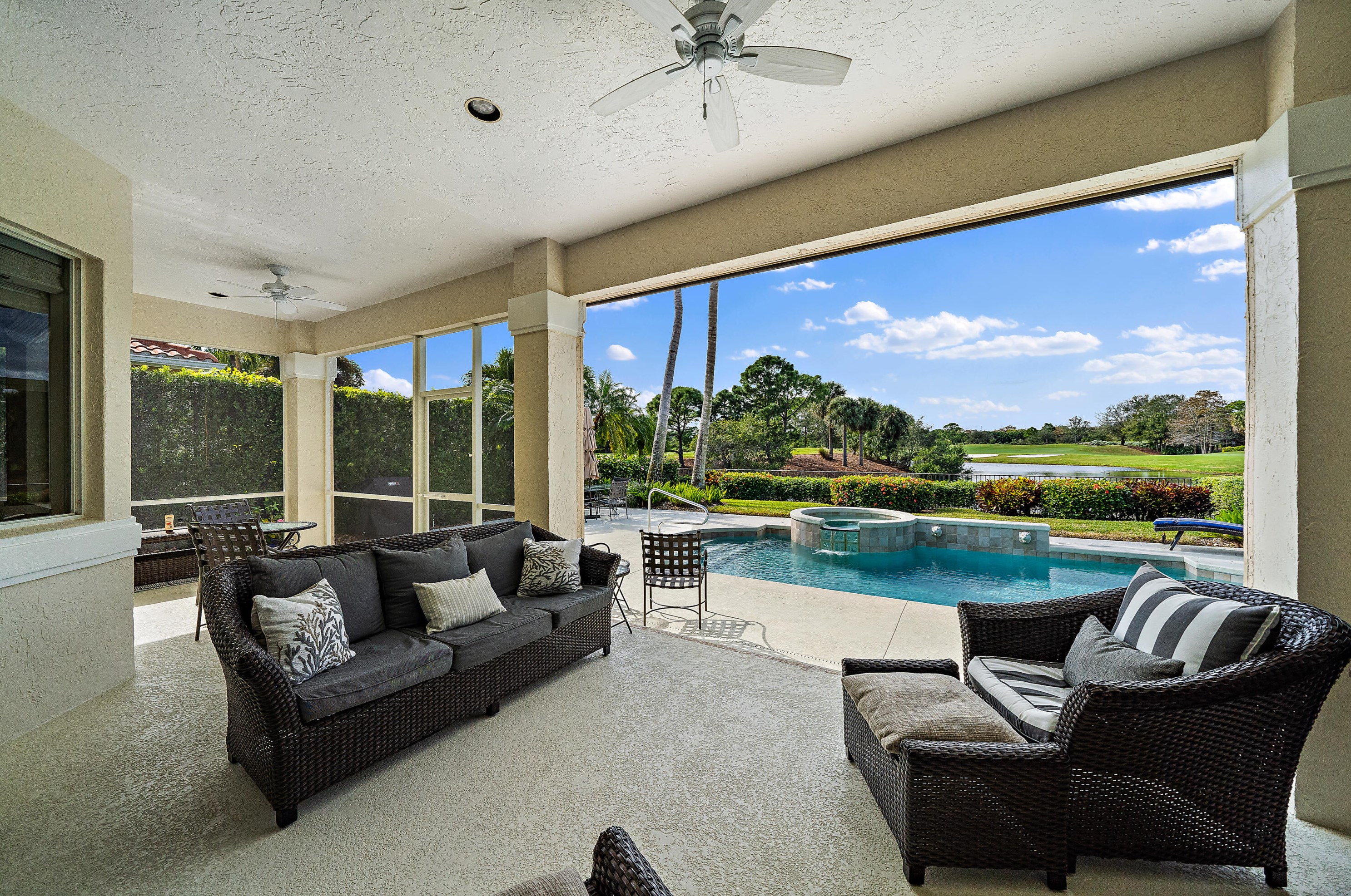 132 Golf Village Blvd, Jupiter FL  33458-7824 exterior