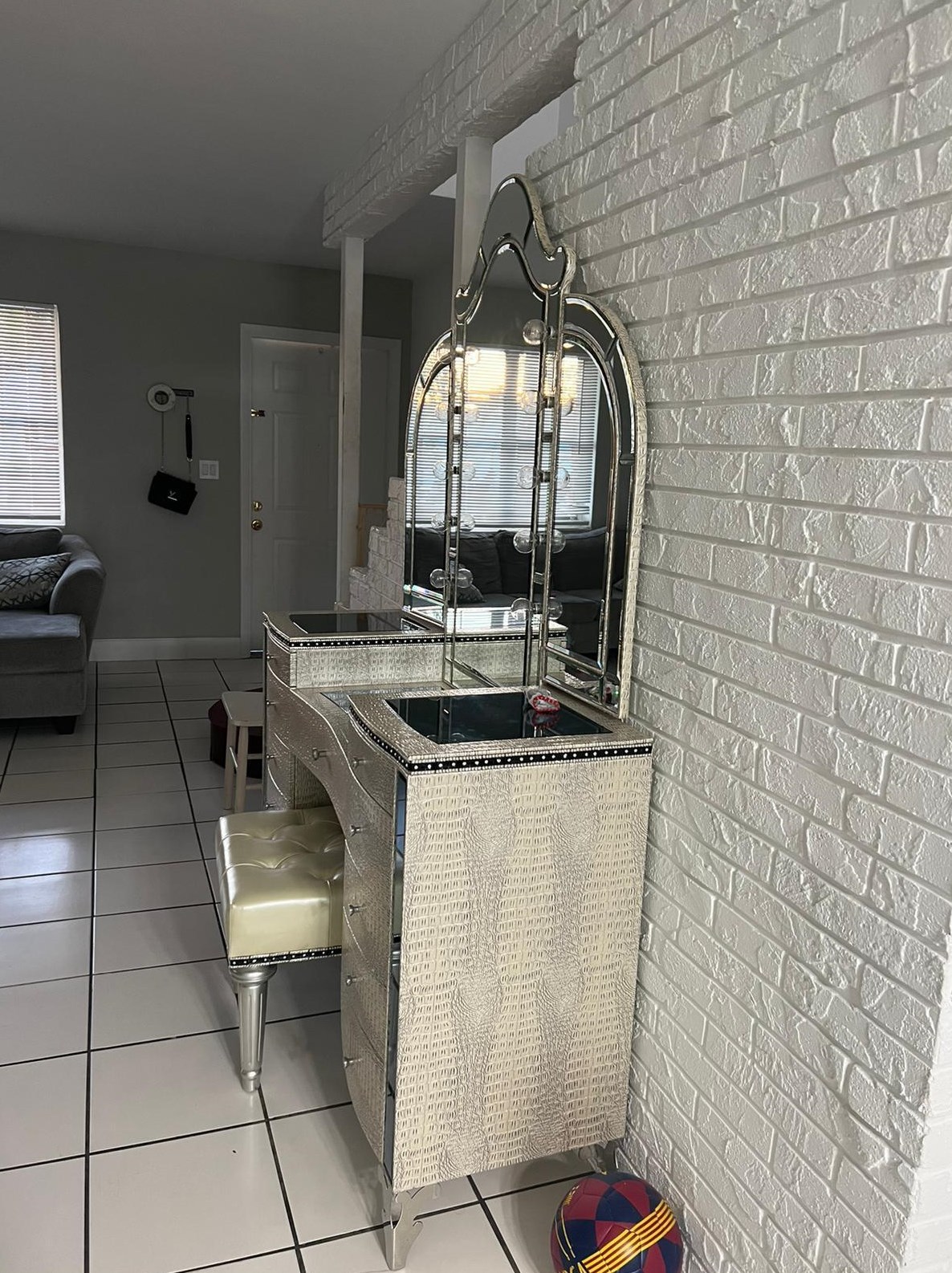 1132 Woodbine Rd, West Palm Beach, FL 33417