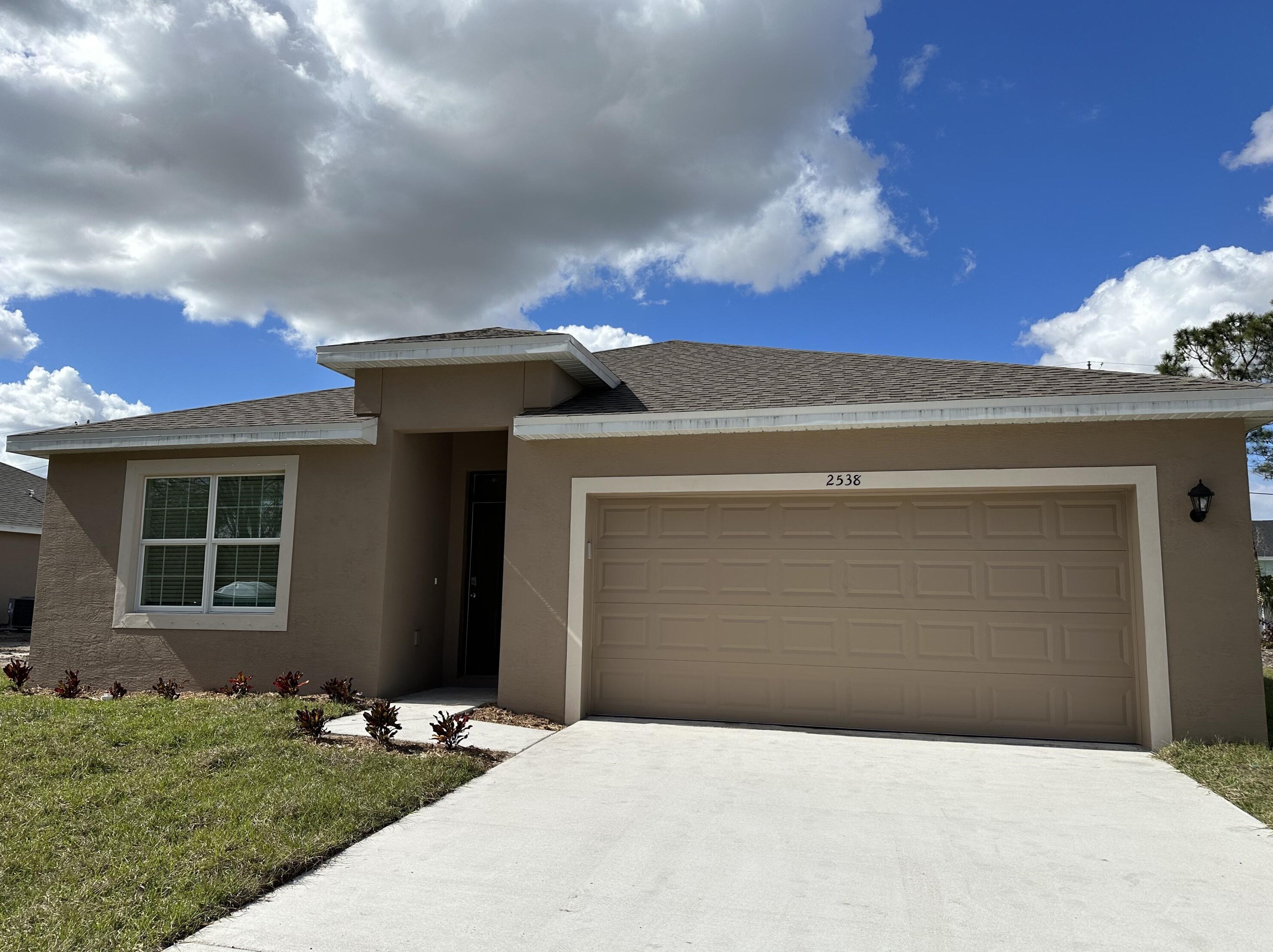 2538 Sw Dania St, Fort Pierce, FL 34953