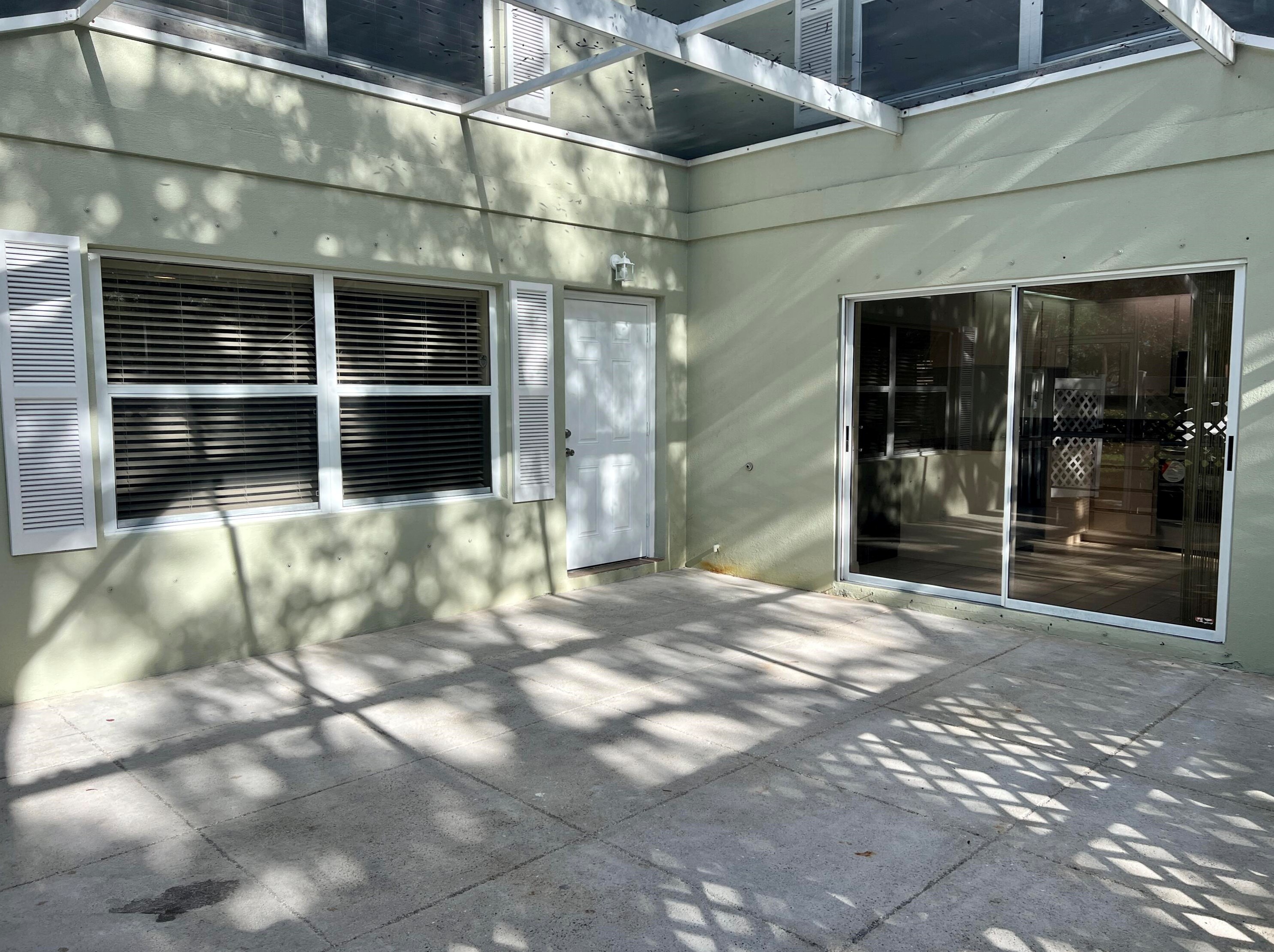 3119 Kingston Ct, West Palm Beach, FL 33409