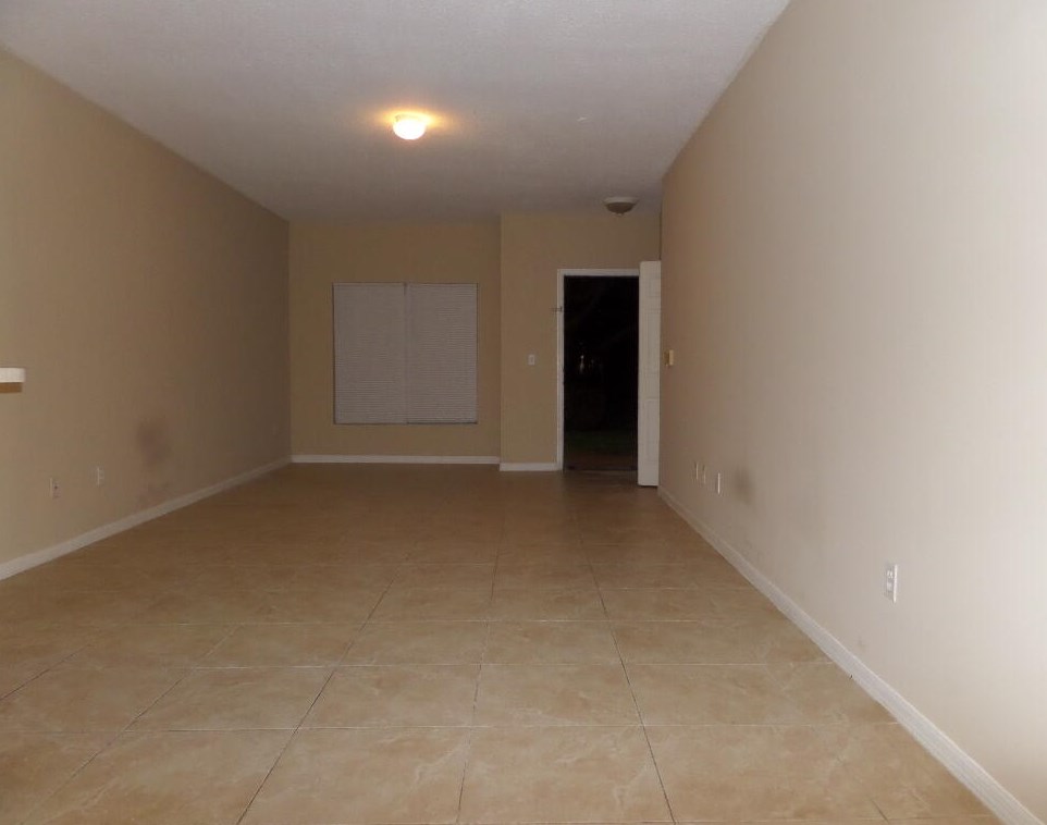 10318 Fox Trail Rd S #409, West Palm Beach, FL 33411