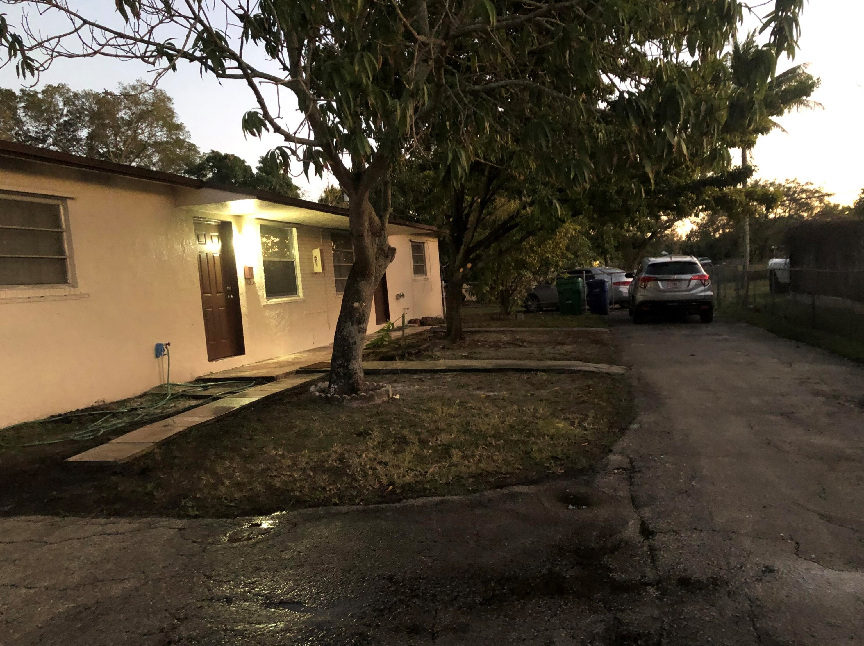 6240 Sw 25th St #a, Hollywood, FL 33023