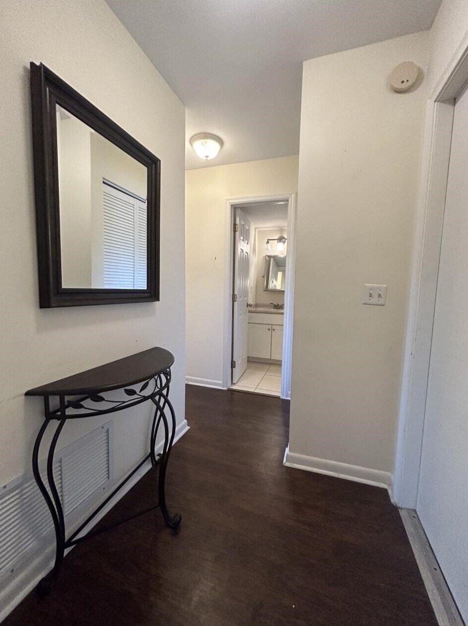4 Colonial Club Dr #103, Boynton Beach, FL 33435