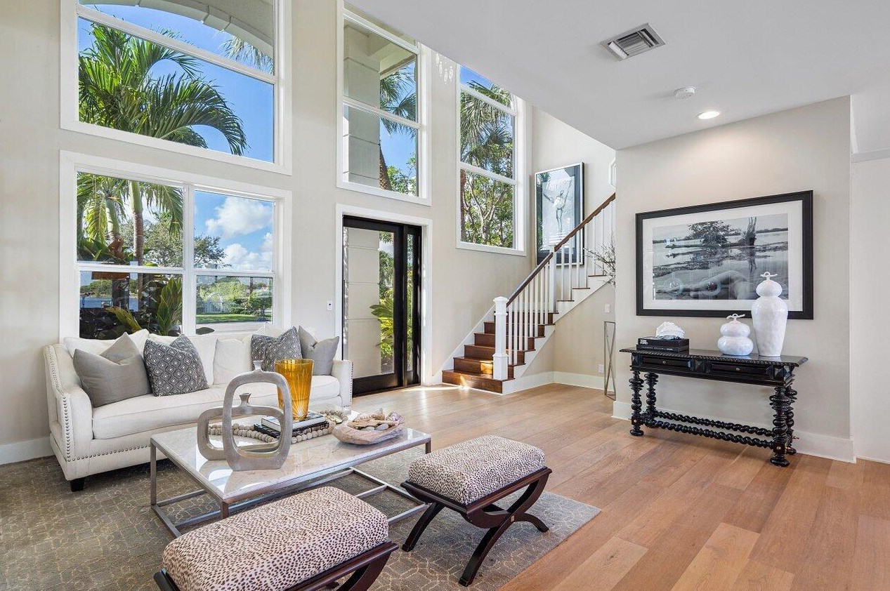 305 Lake Eden Way, Delray Beach, FL 33444