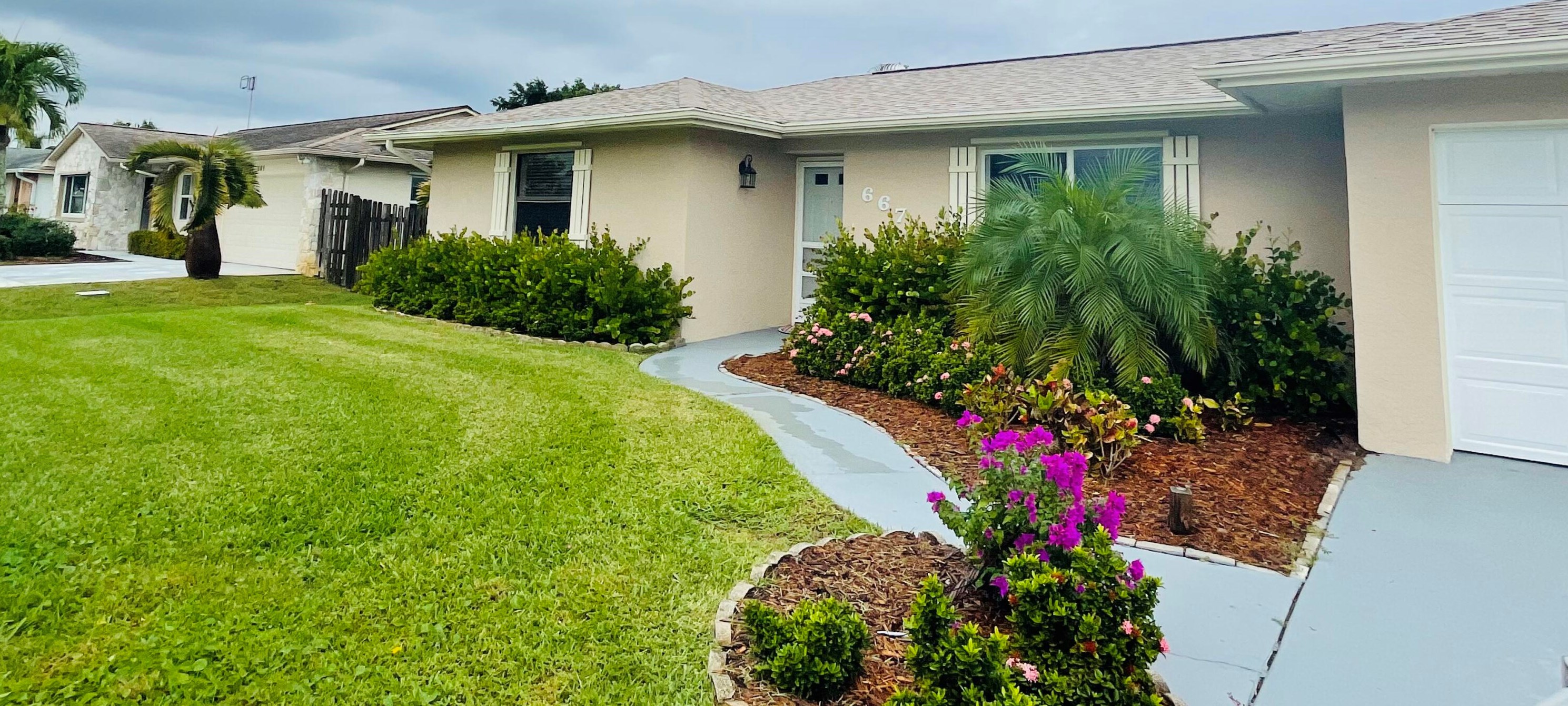 667 Se Crescent Ave #1, Fort Pierce, FL 34984