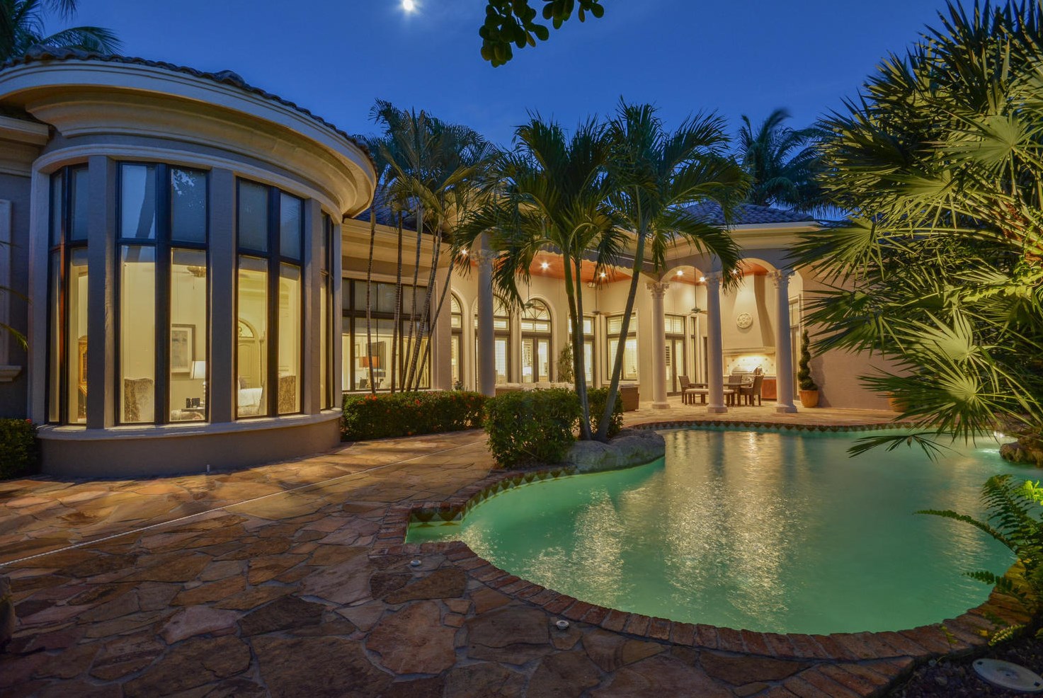 307 Mizner Lake Estates Dr, Boca Raton, FL 33432