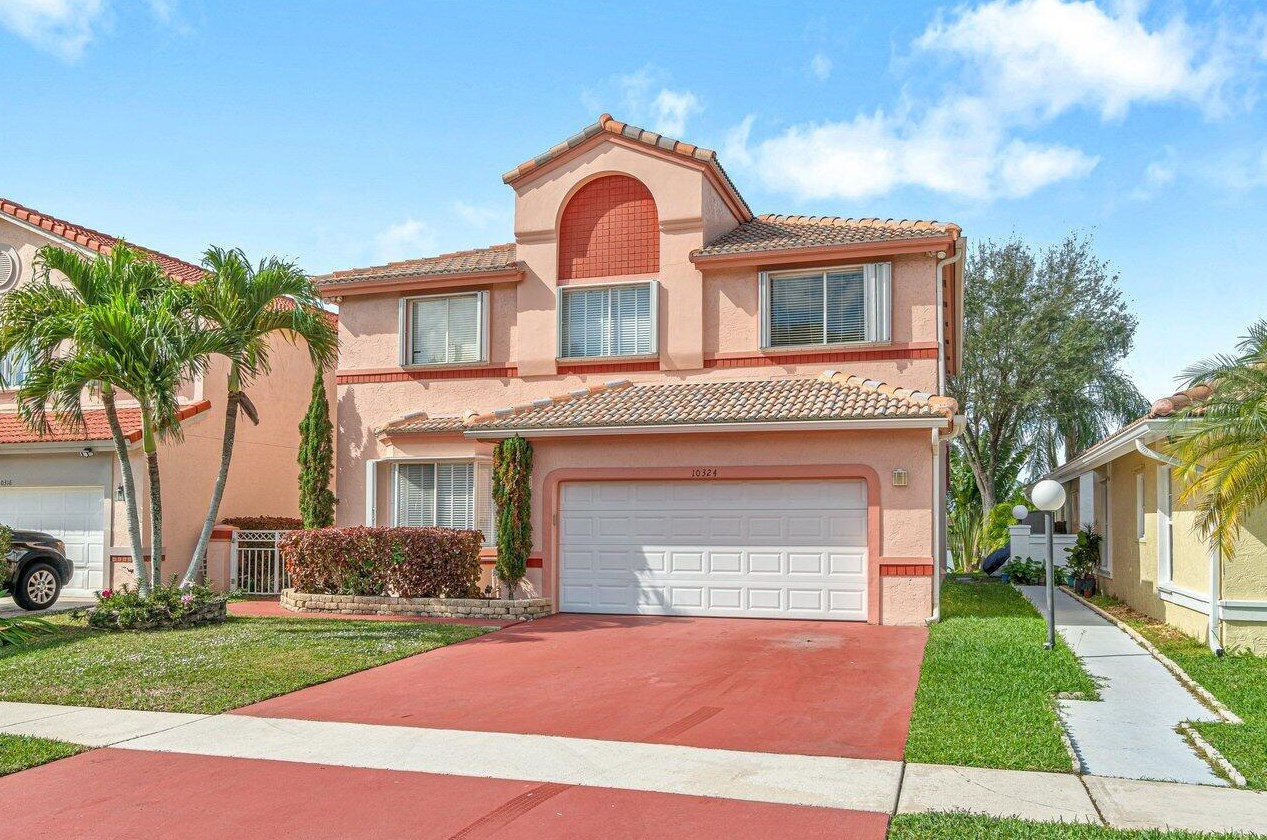 10324 Sunstream Ln, Boca Raton, FL 33428-4229