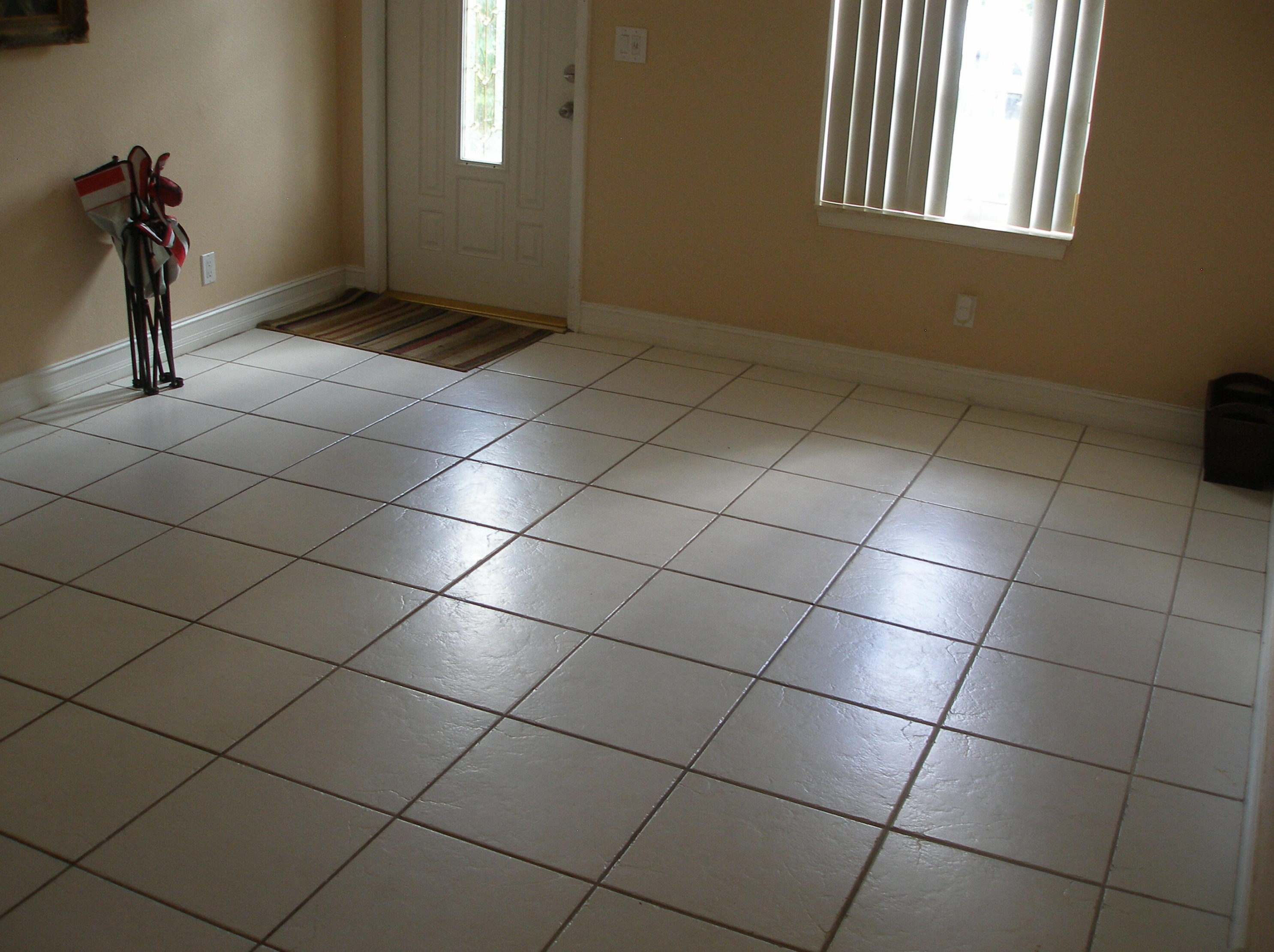 305 4th St, Jupiter, FL 33458-7433