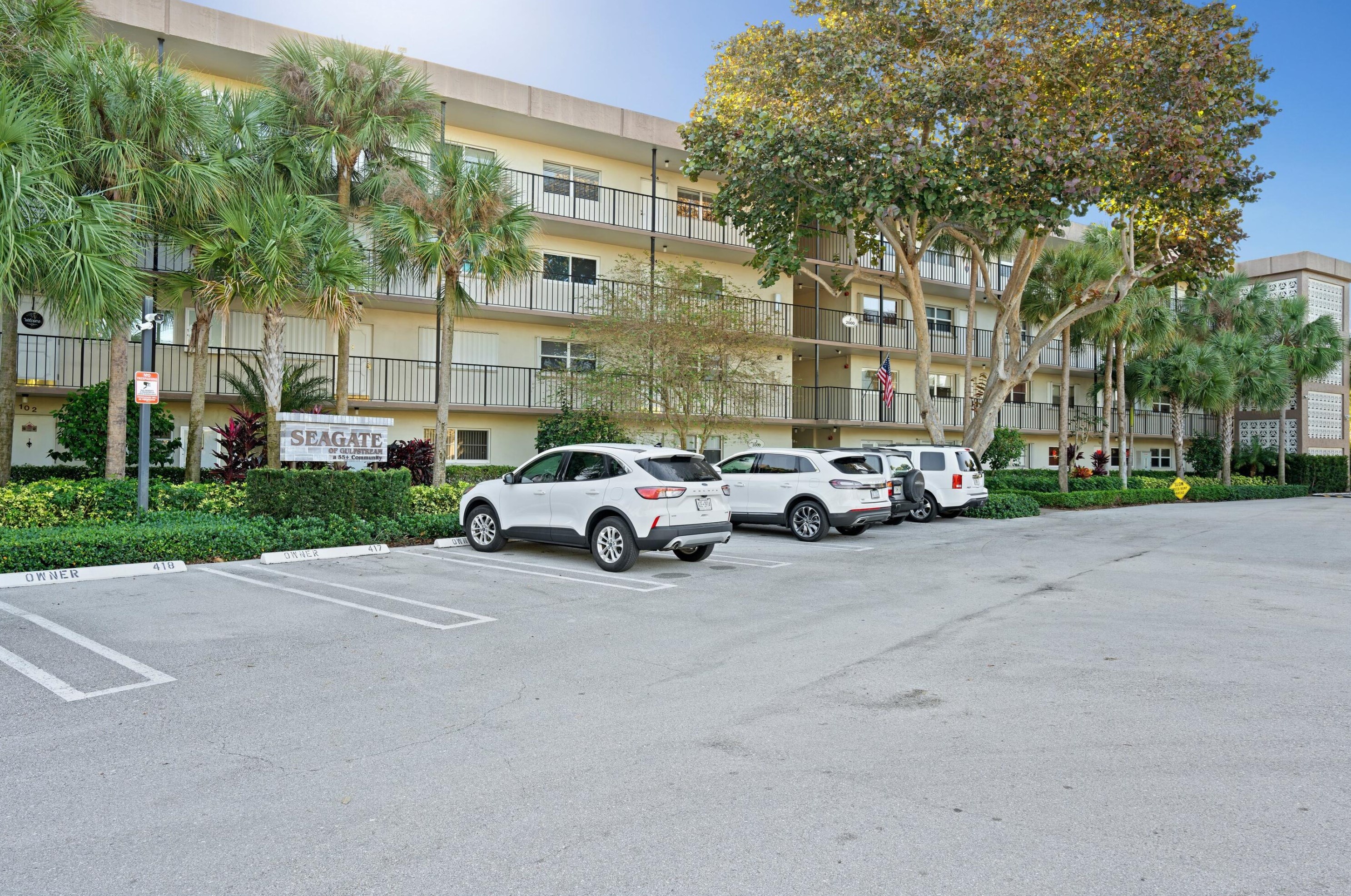2000 S Federal Hwy #205, Boynton Beach, FL 33435