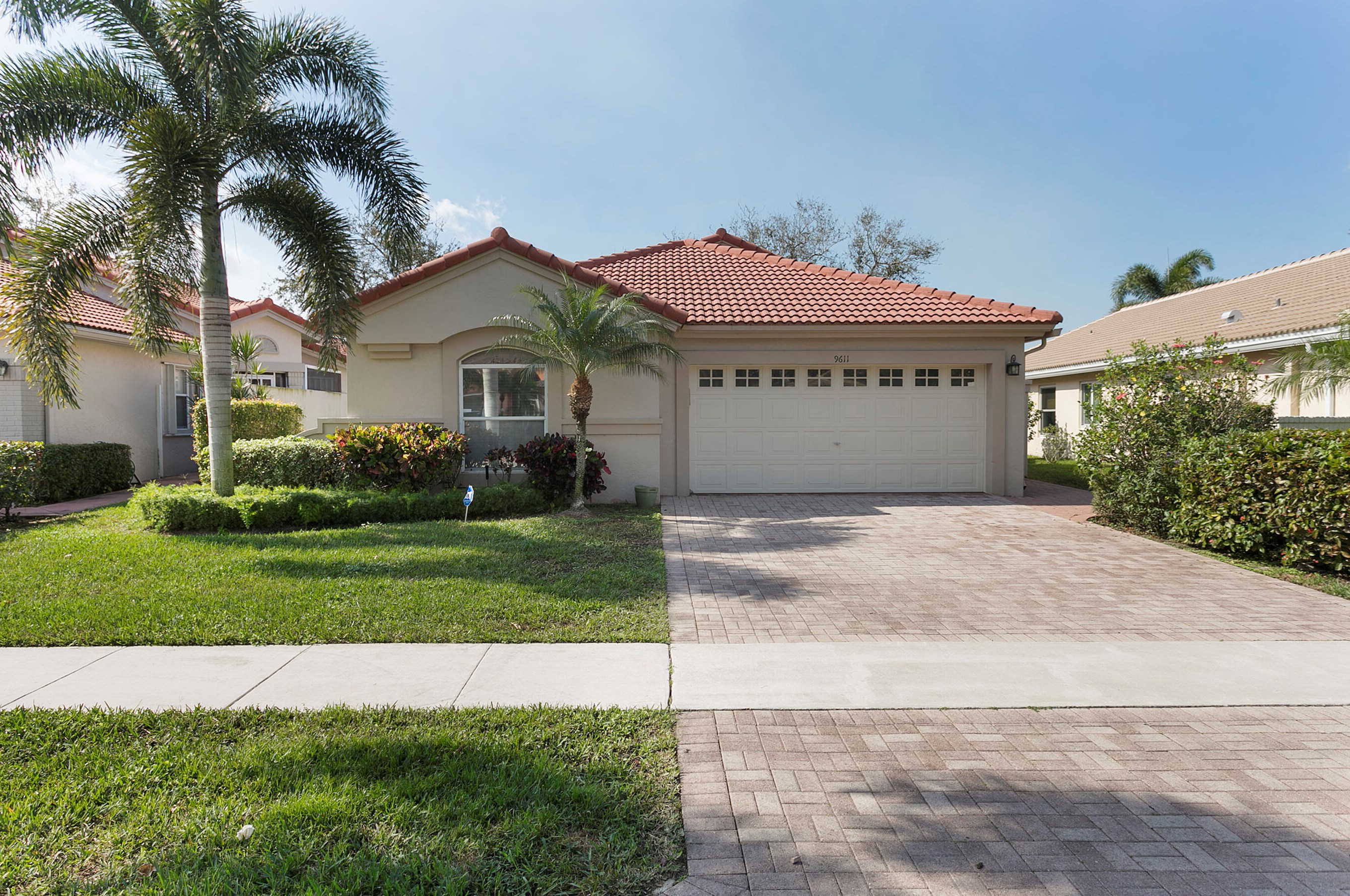 9611 Harbour Lake Cir, Boynton Beach, FL 33437-3810