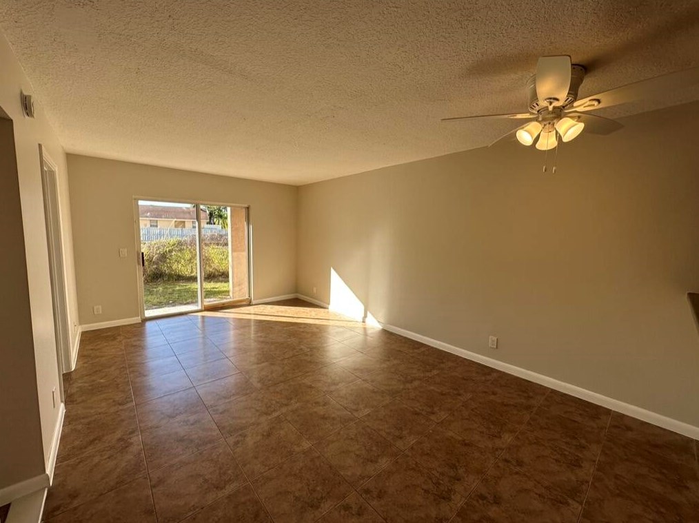 2107 Se 3rd St #a, Boynton Beach, FL