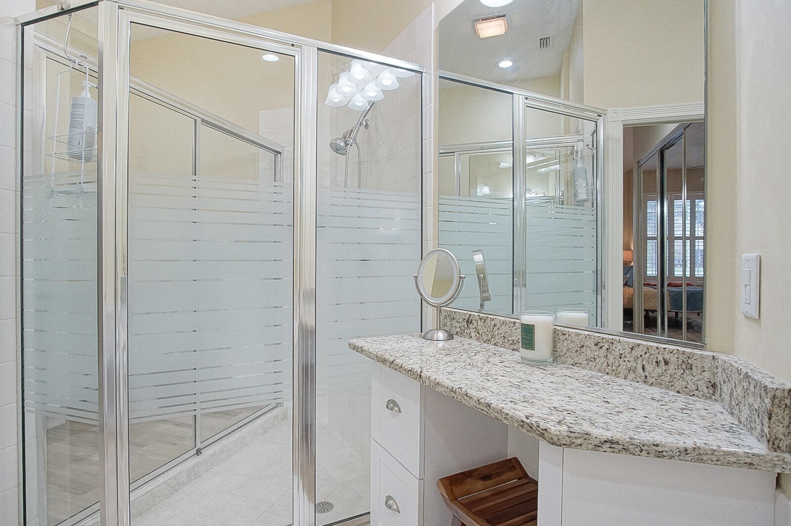 257 Bentley Cir, Fort Pierce FL  34986-2458 exterior