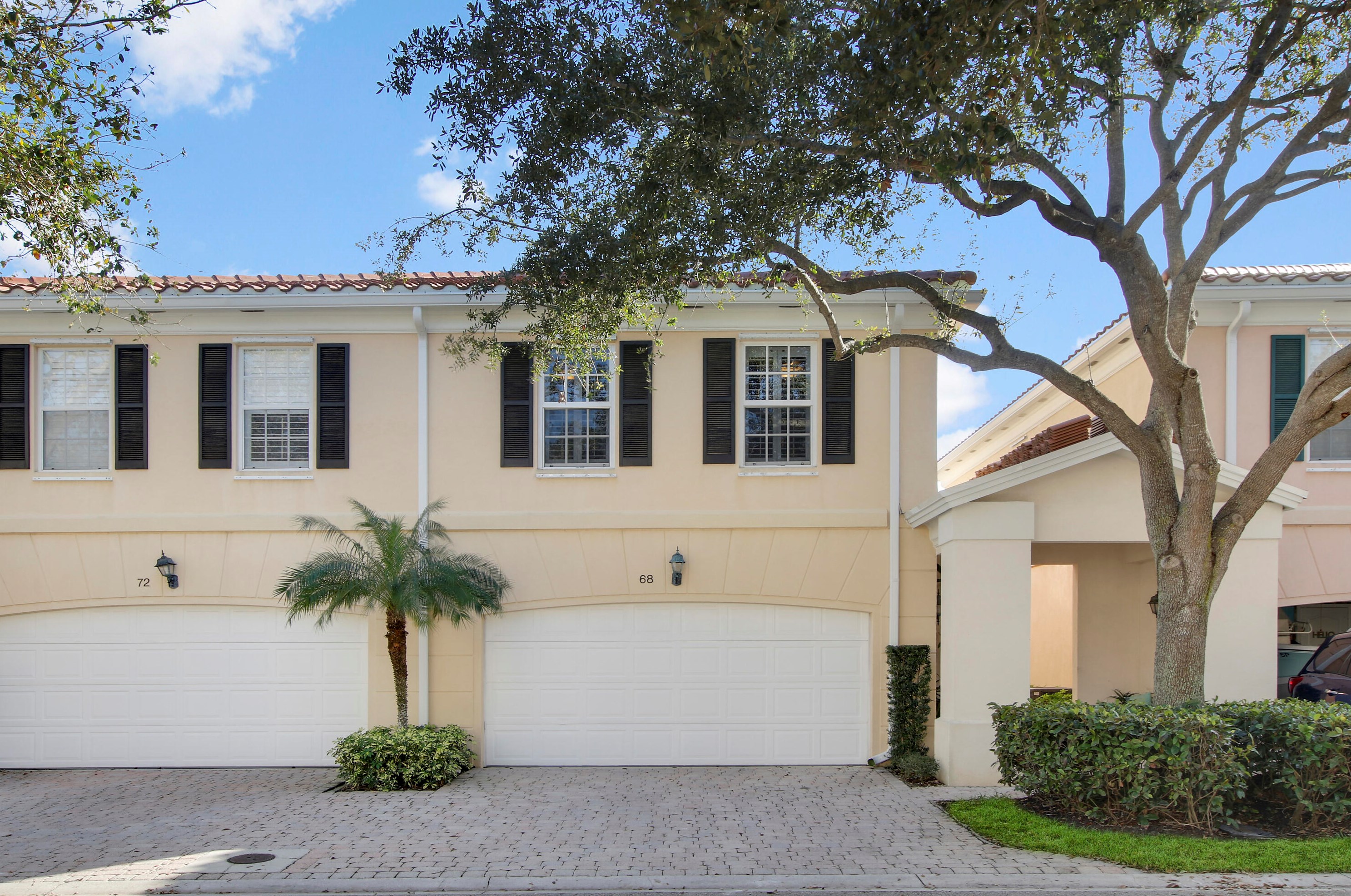68 Live Oak Cir, Jupiter, FL 33469-2724