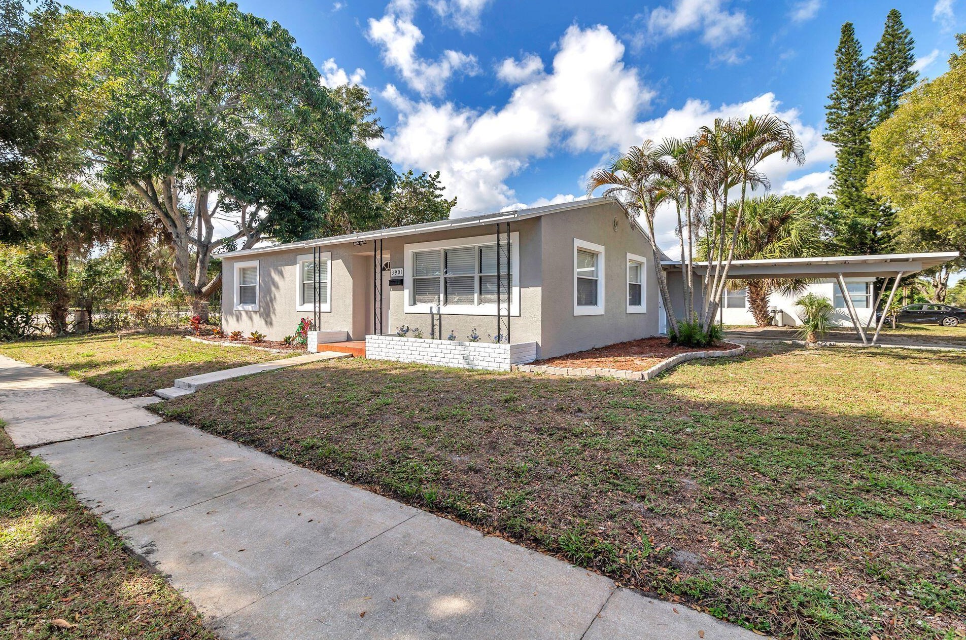 3901 Merrill Ave, West Palm Beach, FL 33405