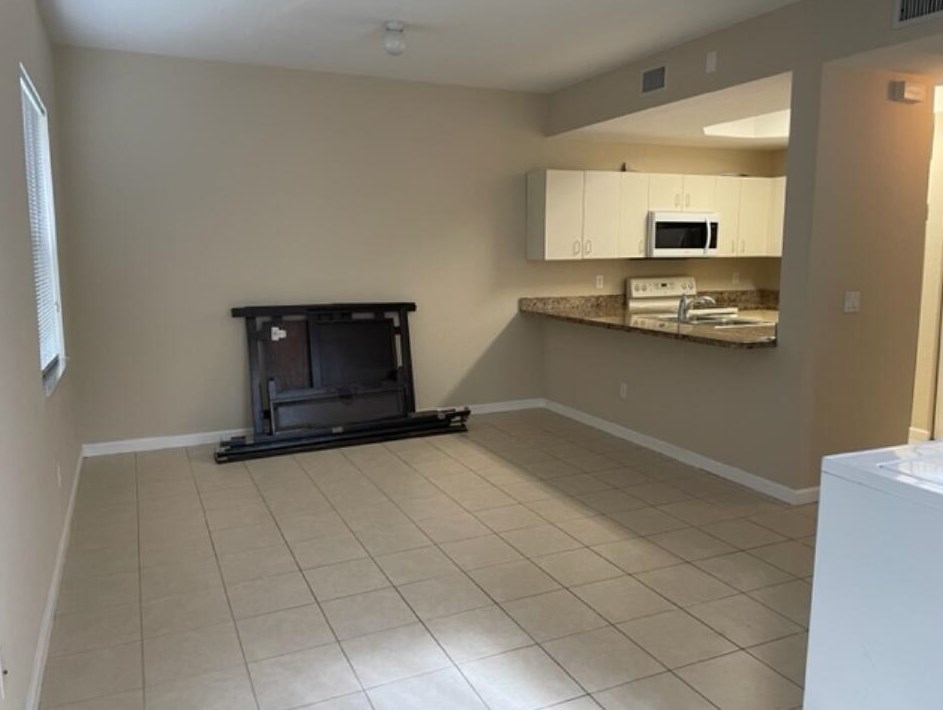 2914 Hope Valley St #2105, West Palm Beach, FL 33411