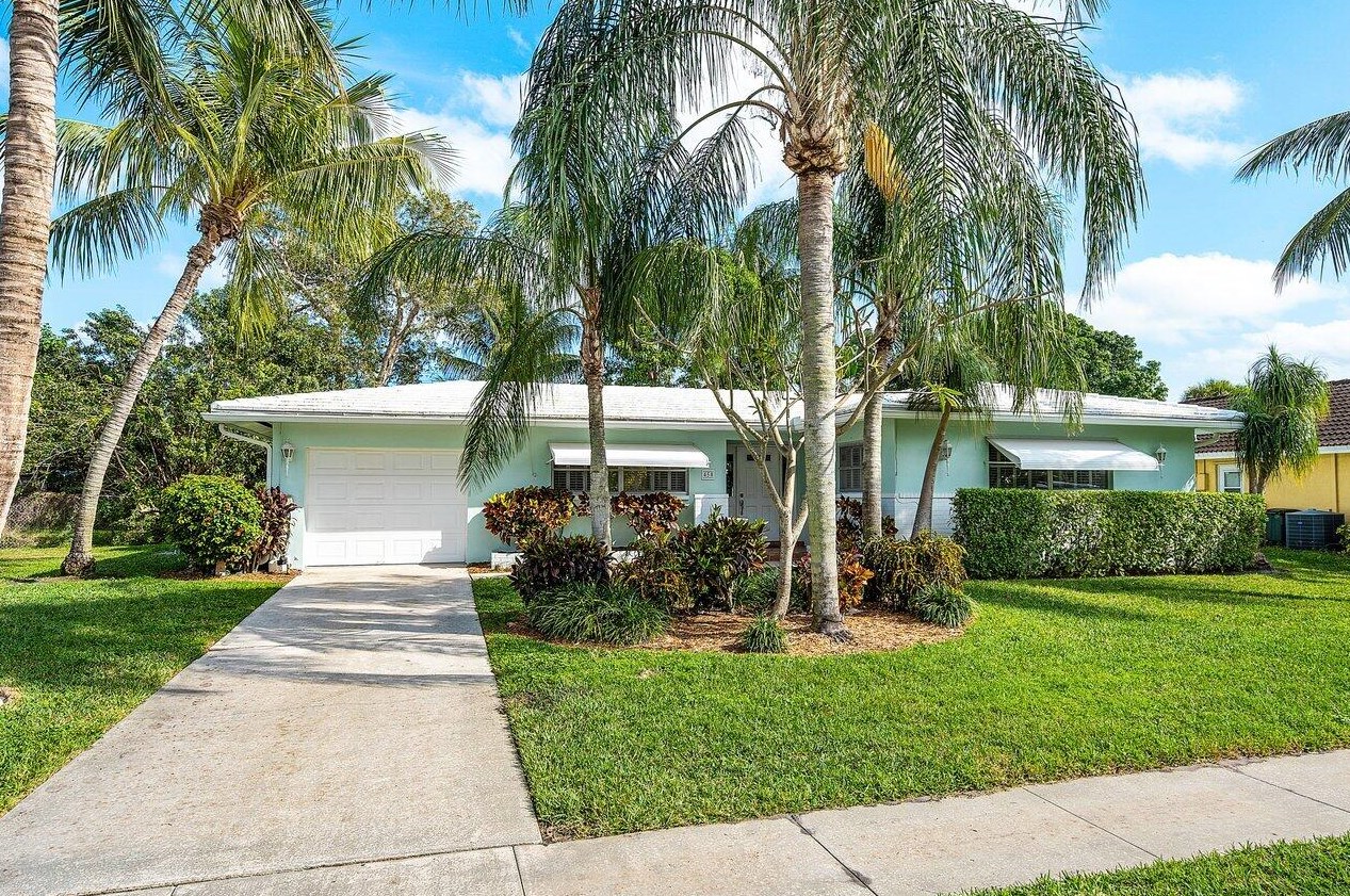 450 12th Ter, Boca Raton, FL 33486-4473