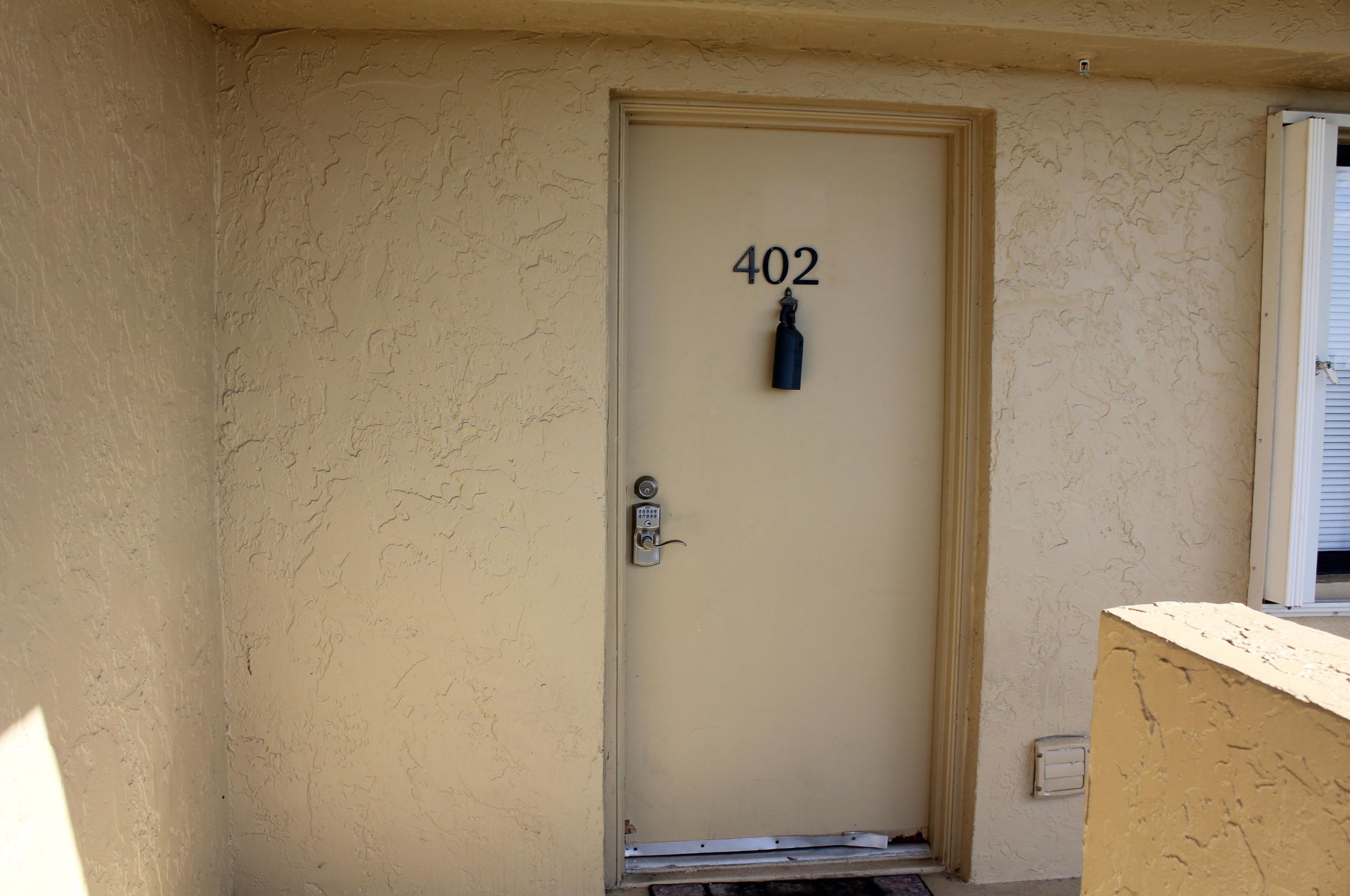 2786 Tennis Club Dr Apt 402, West Palm Beach, FL 33417