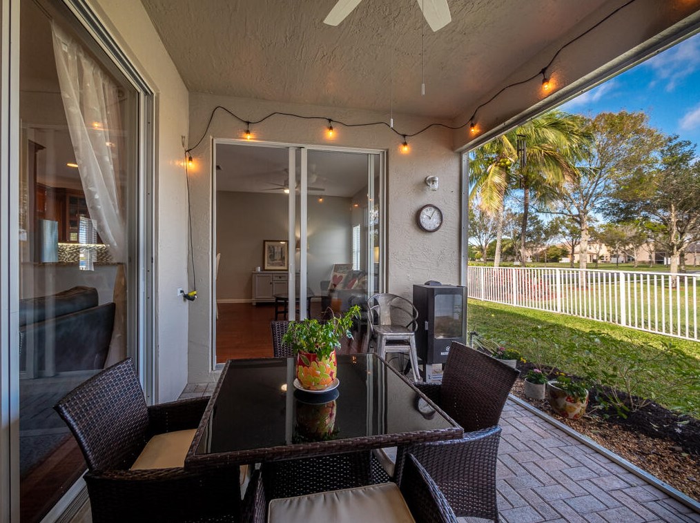 10215 Foal Rd, Lake Worth FL  33449-5446 exterior