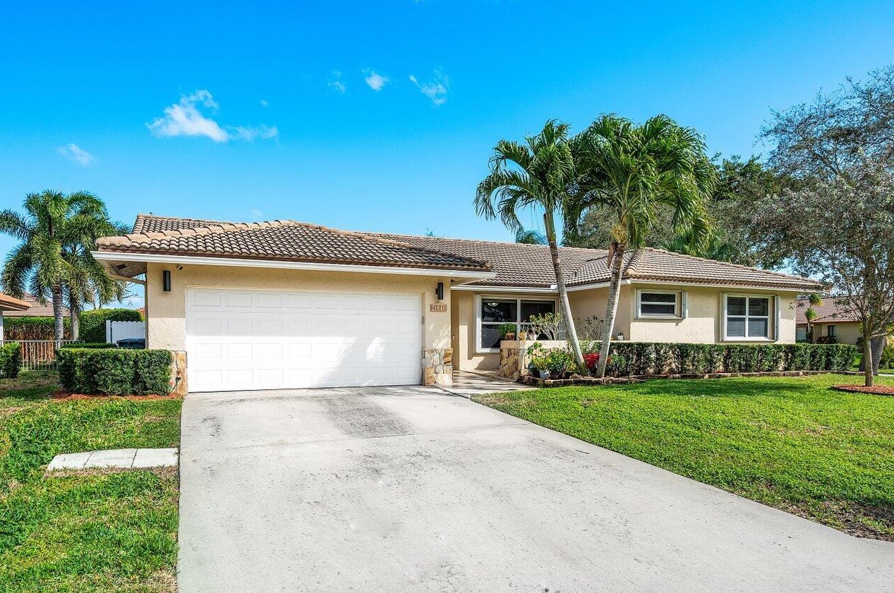 21840 Mountain Sugar Ln, Boca Raton, FL 33433-3662