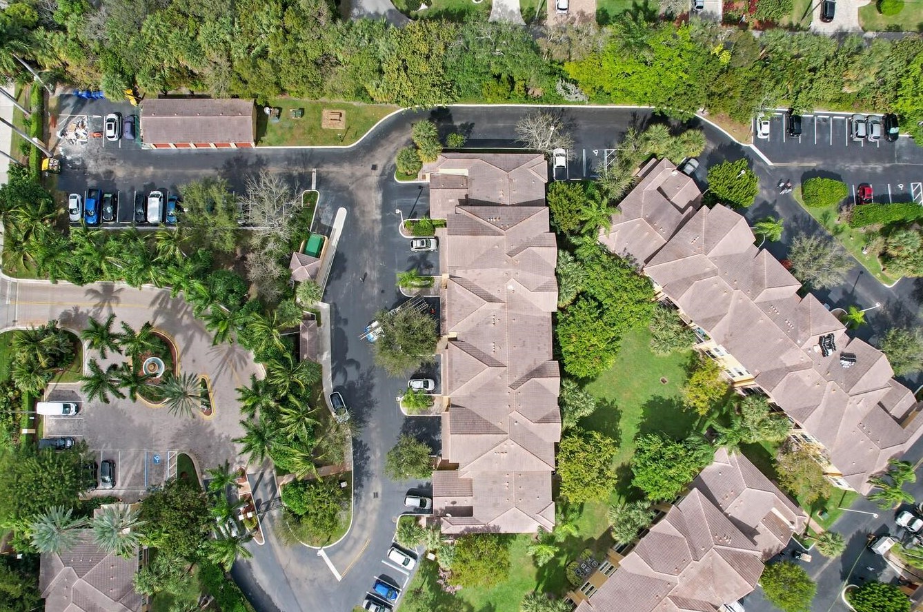 100 Scotia Dr, Lake Worth FL 33462-6093 exterior