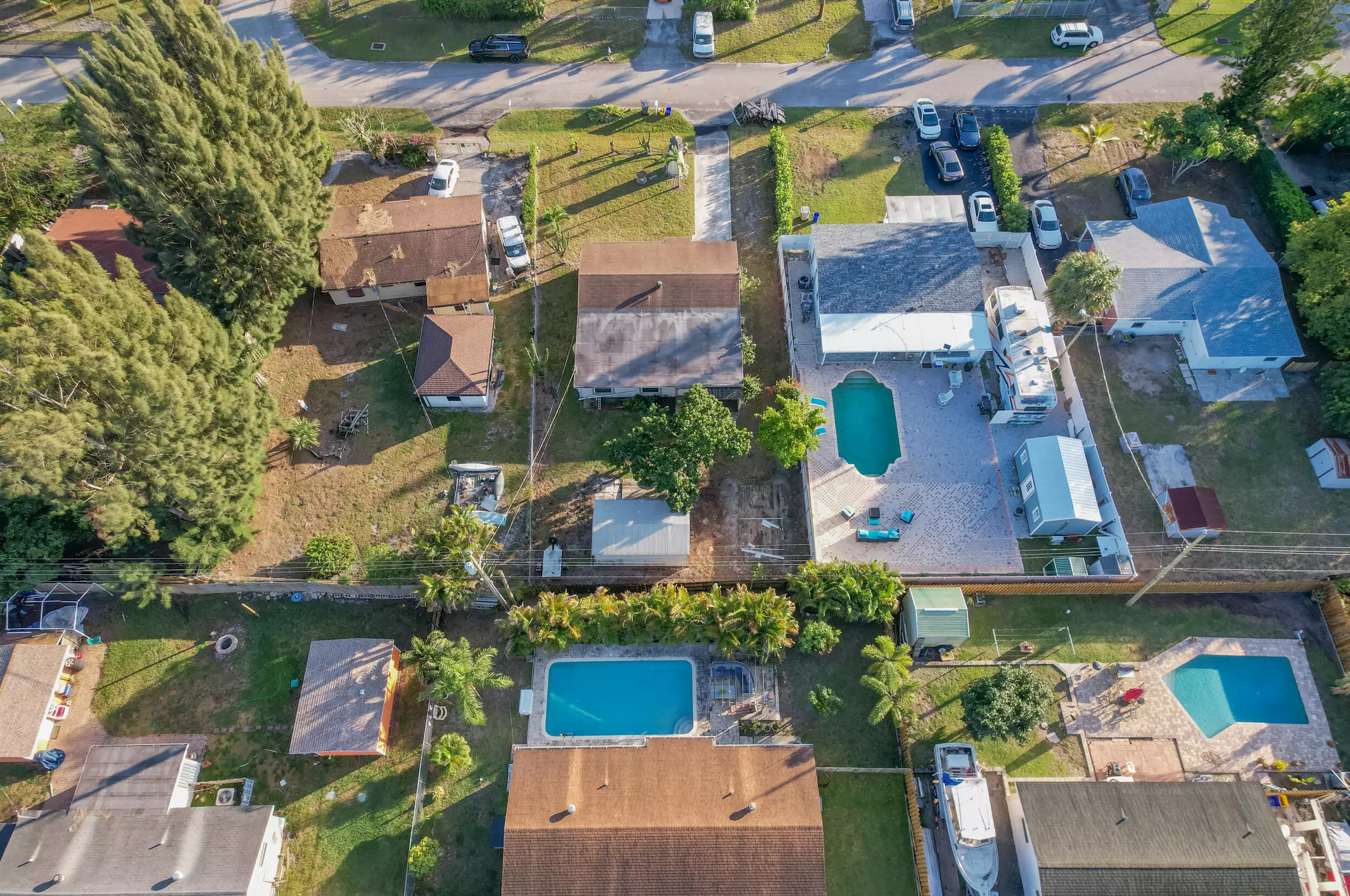 4317 Pine St, West Palm Beach FL  33407-6516 exterior