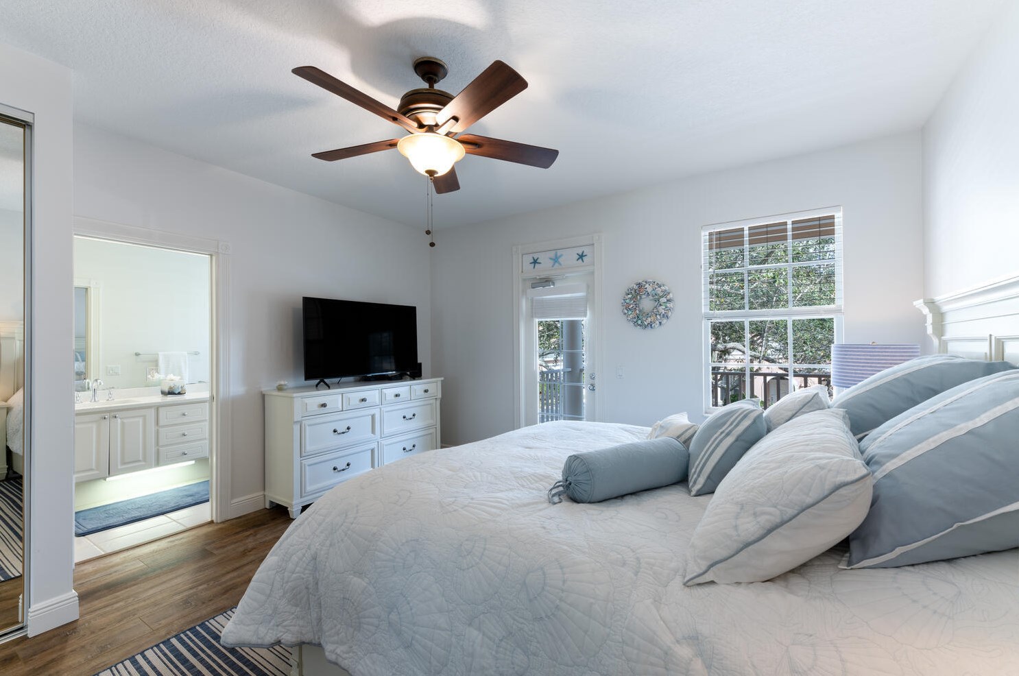 136 Middlebury Dr, Jupiter FL  33458-3006 exterior