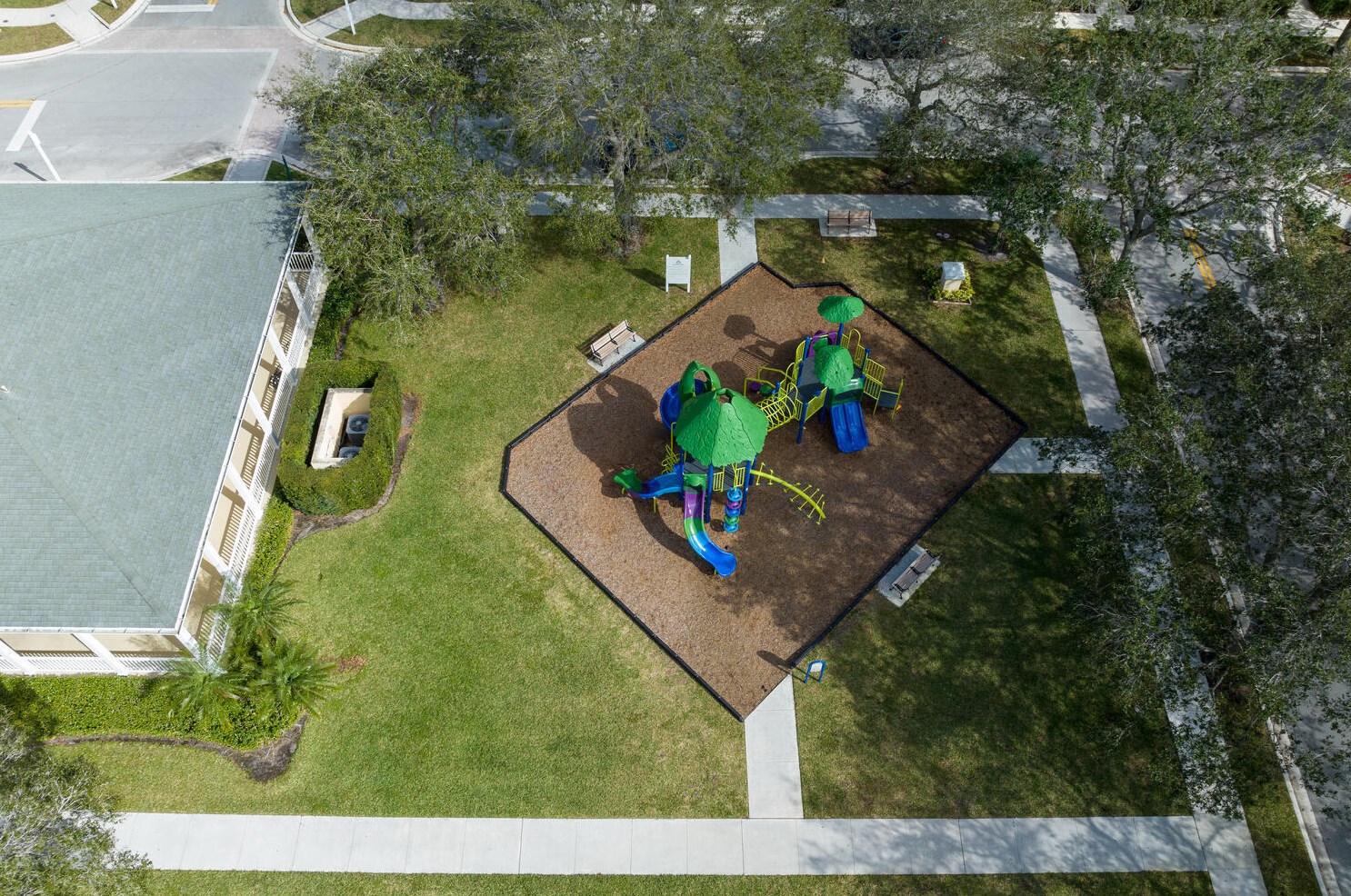 136 Middlebury Dr, Jupiter FL  33458-3006 exterior