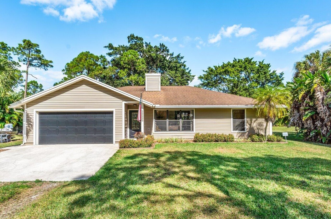16331 92nd Ln, Town of Loxahatchee Groves, FL 33470