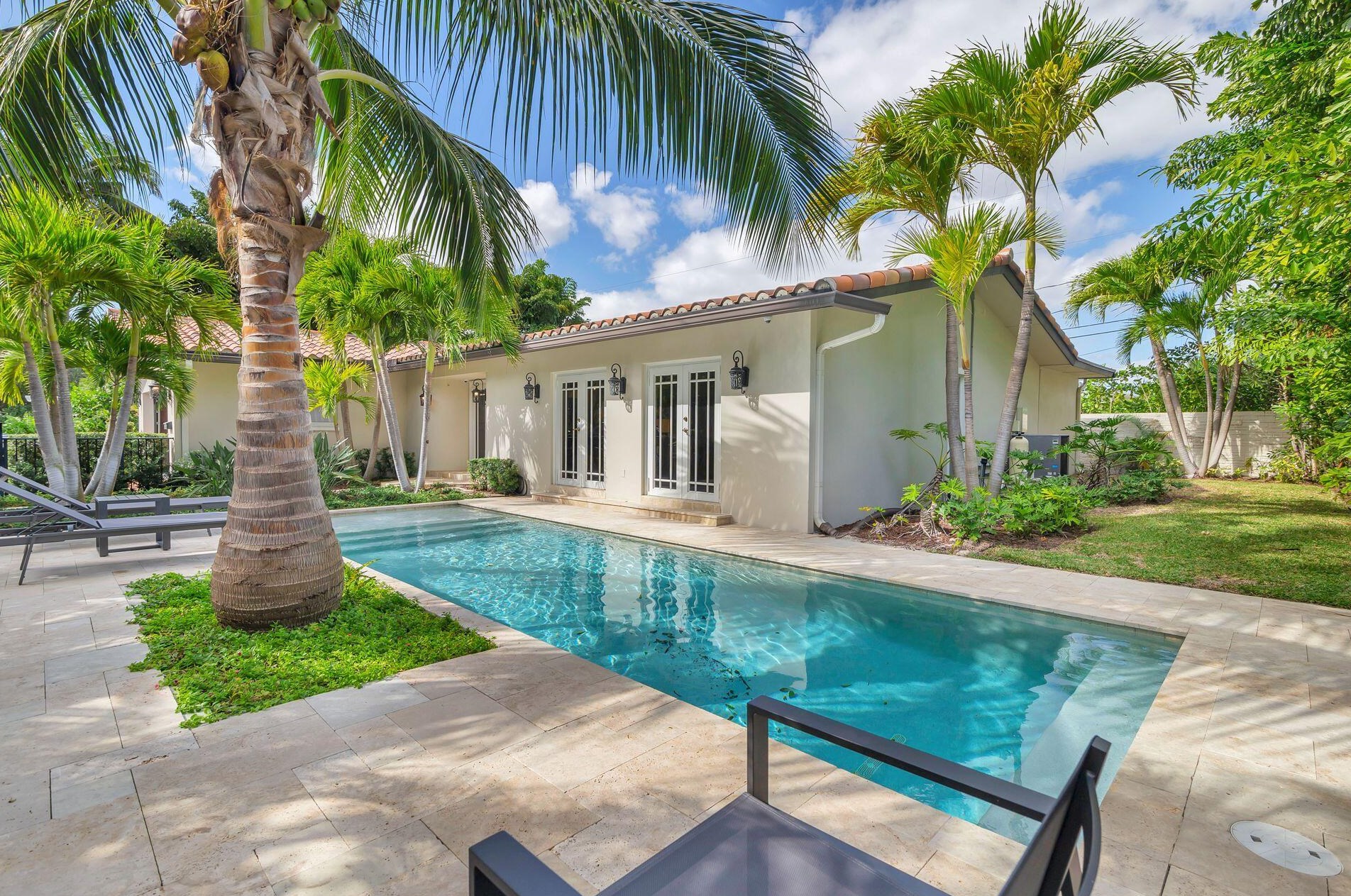 117 Forest Hill Blvd, West Palm Beach, FL 33405