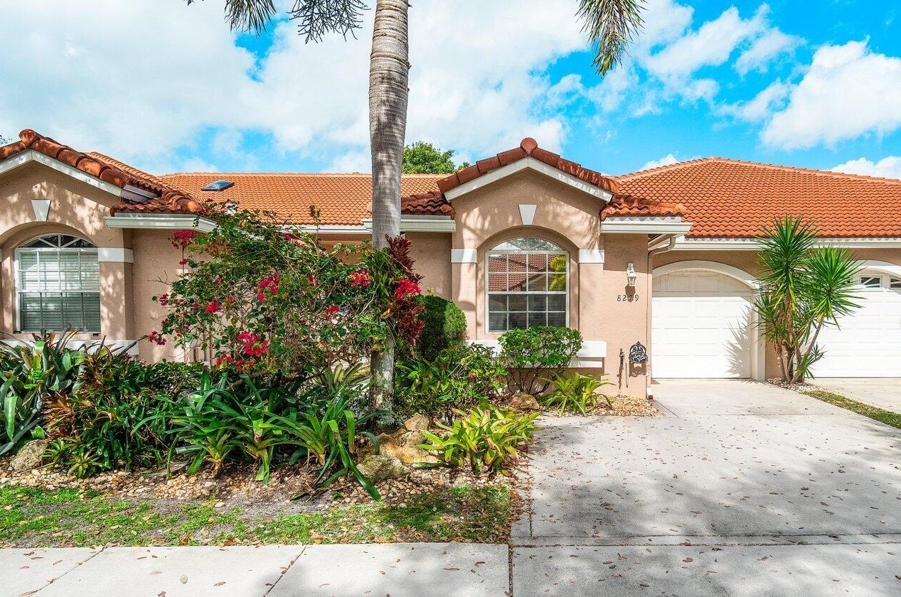 8279 Via Di Veneto, Boca Raton, FL 33496-1964