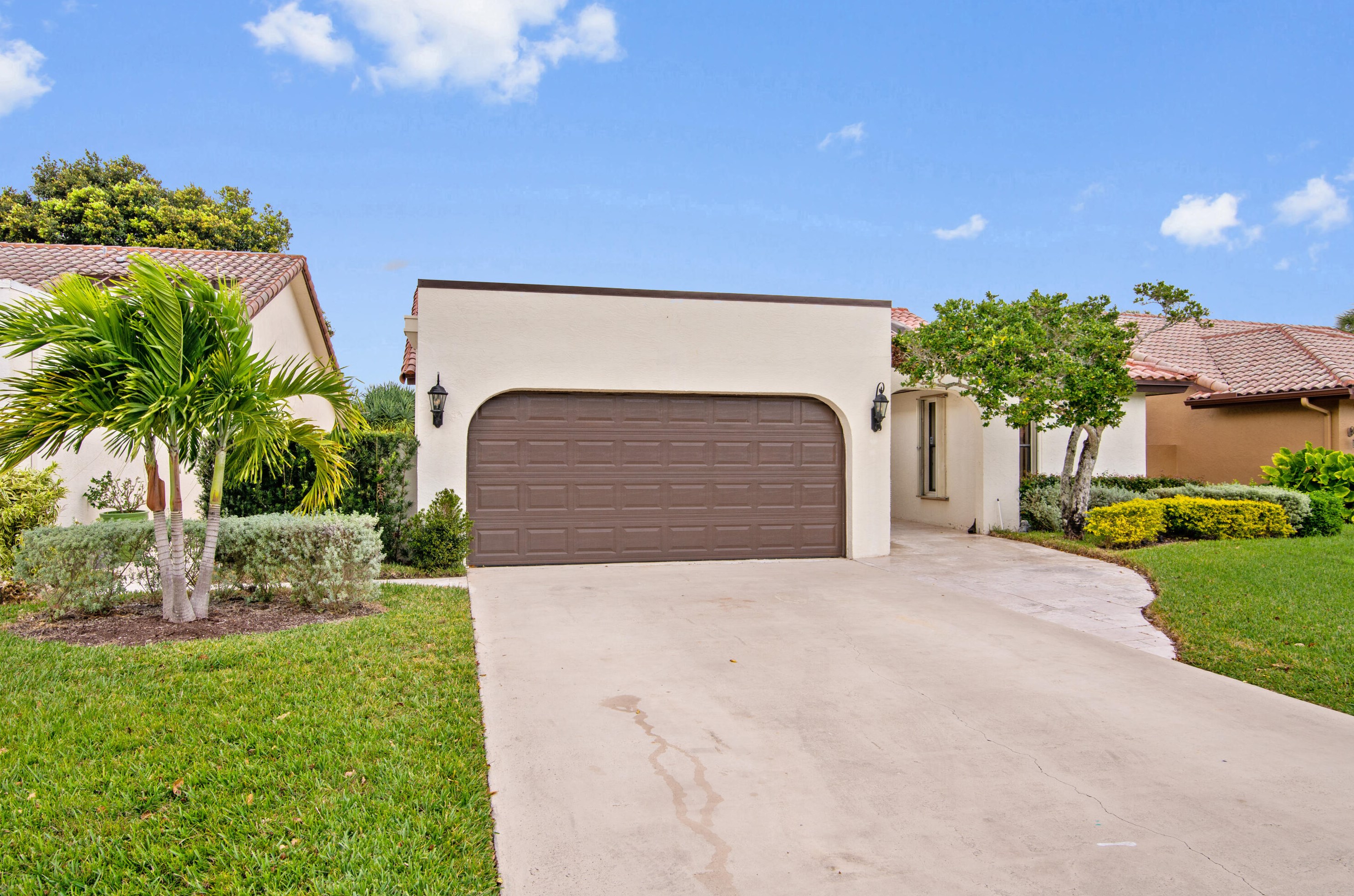 7695 Solimar Cir, Boca Raton, FL 33433