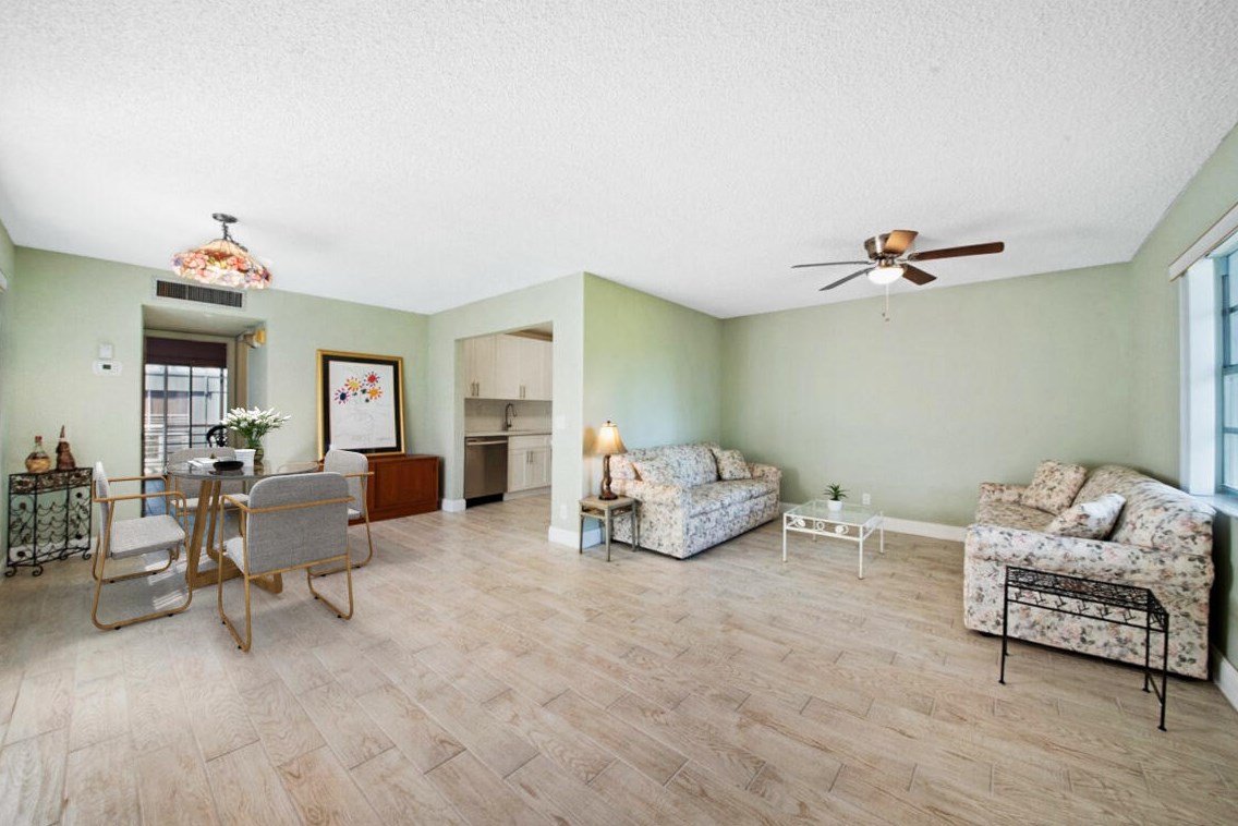 946 Normandy T, Delray Beach, FL 33484