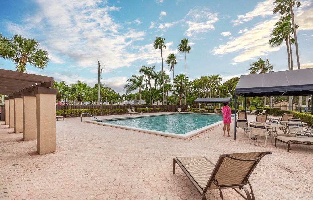 8553 Boca Glades Blvd, Boca Raton FL  33434-4086 exterior