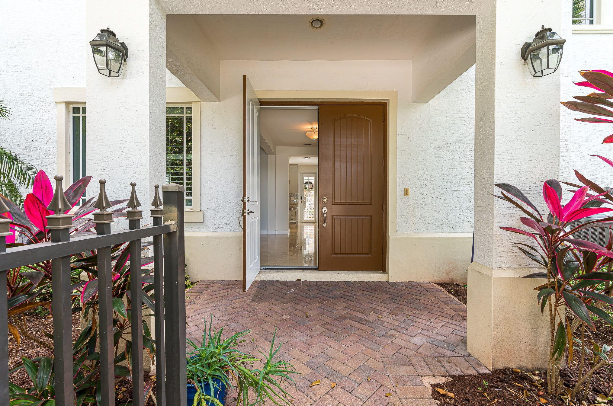 141 Emerson Pl, Boca Raton, FL 33432-3835