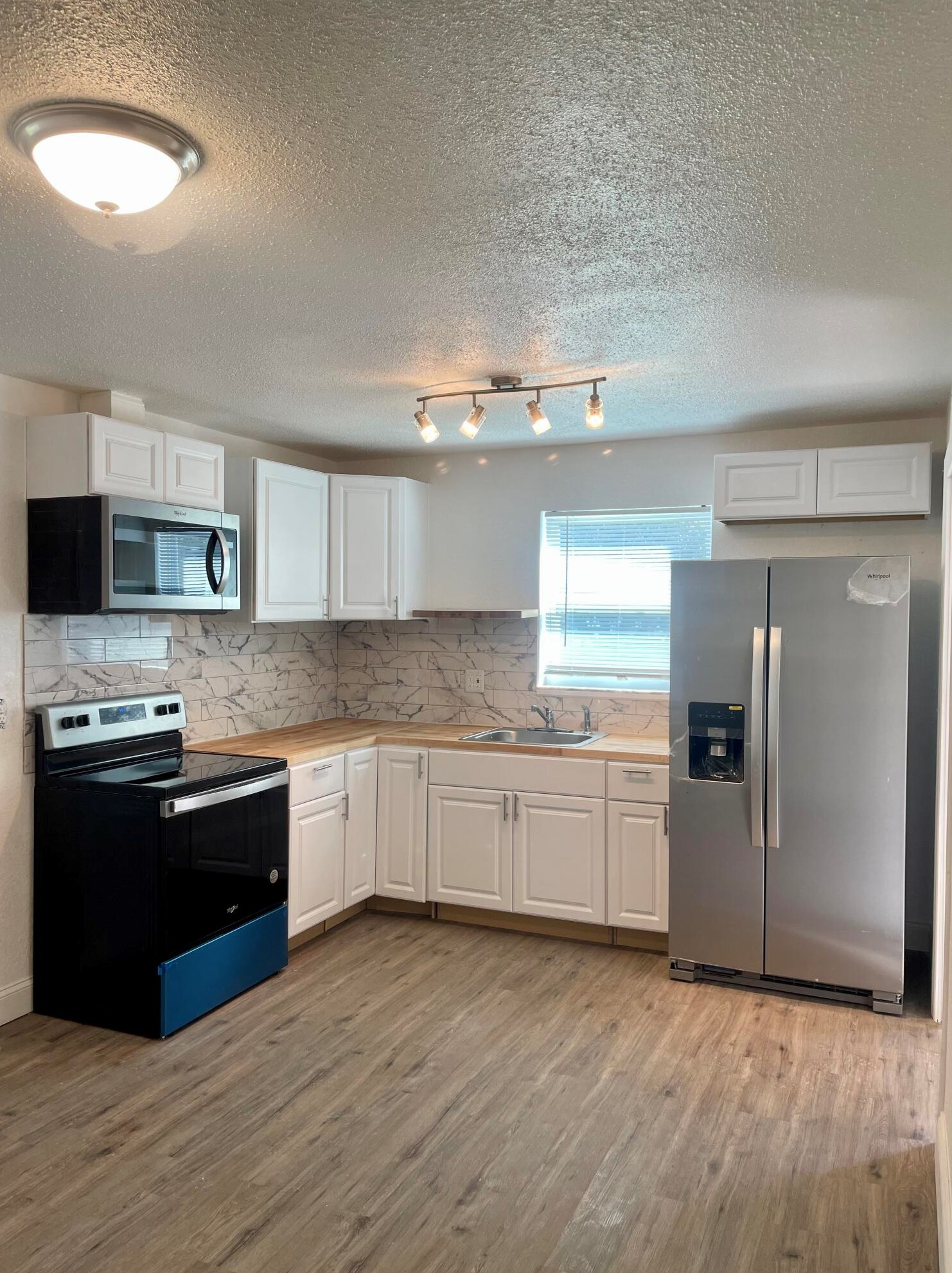 7683 87th Ct, Okeechobee FL  34972-7327 exterior