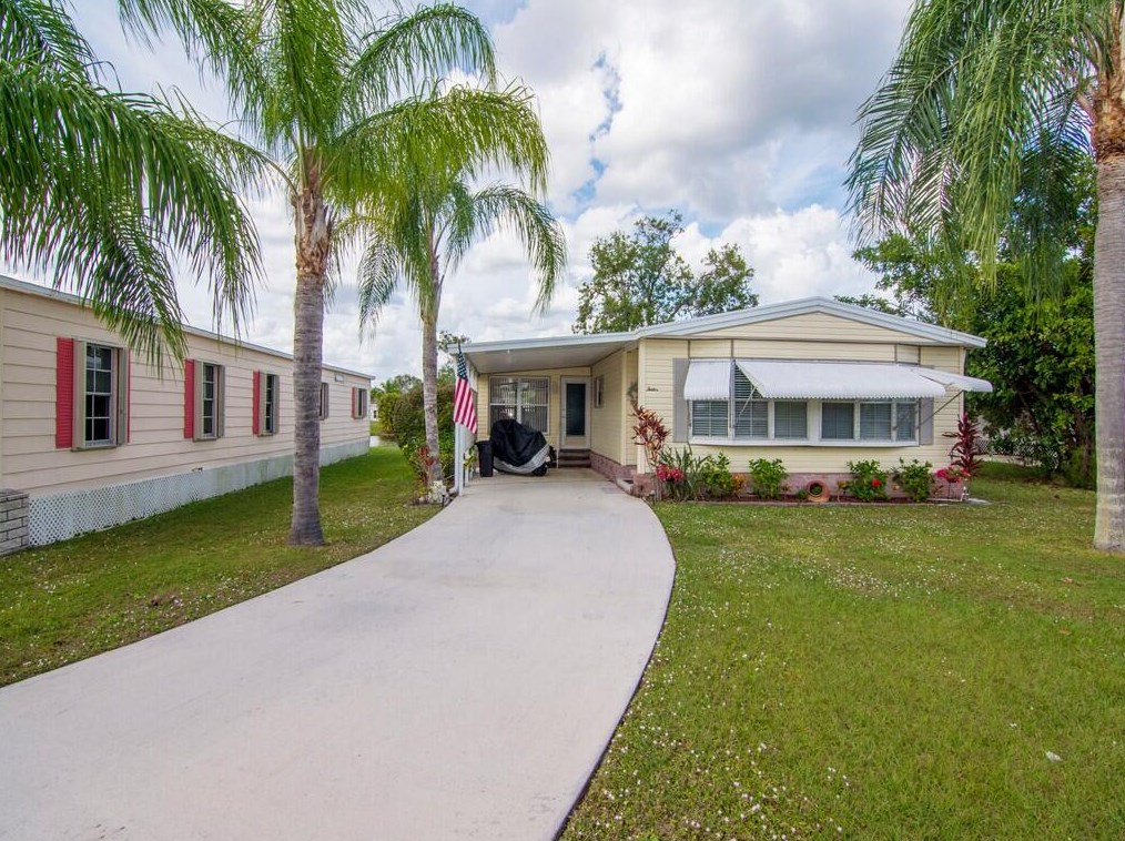 12 Toreador, Fort Pierce, FL 34952