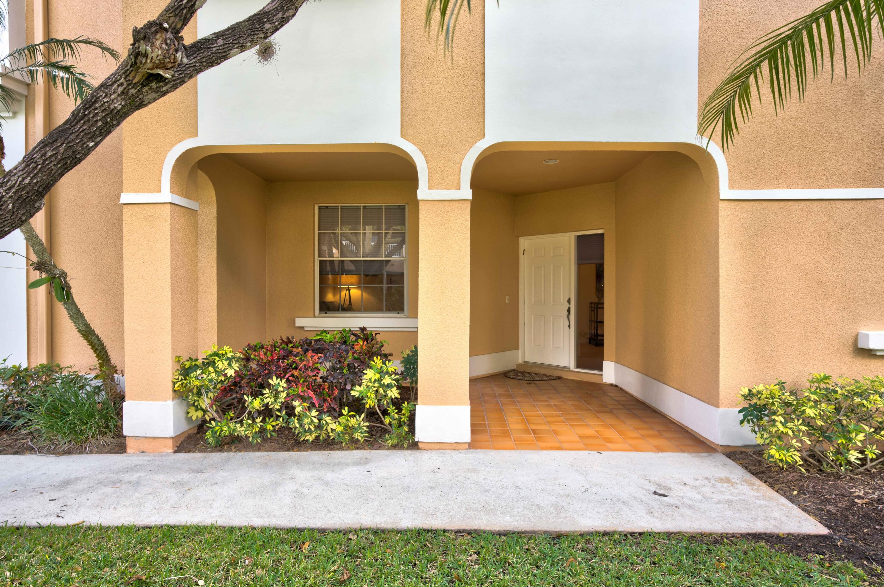 108 Legendary Cir, West Palm Beach, FL 33418-8412