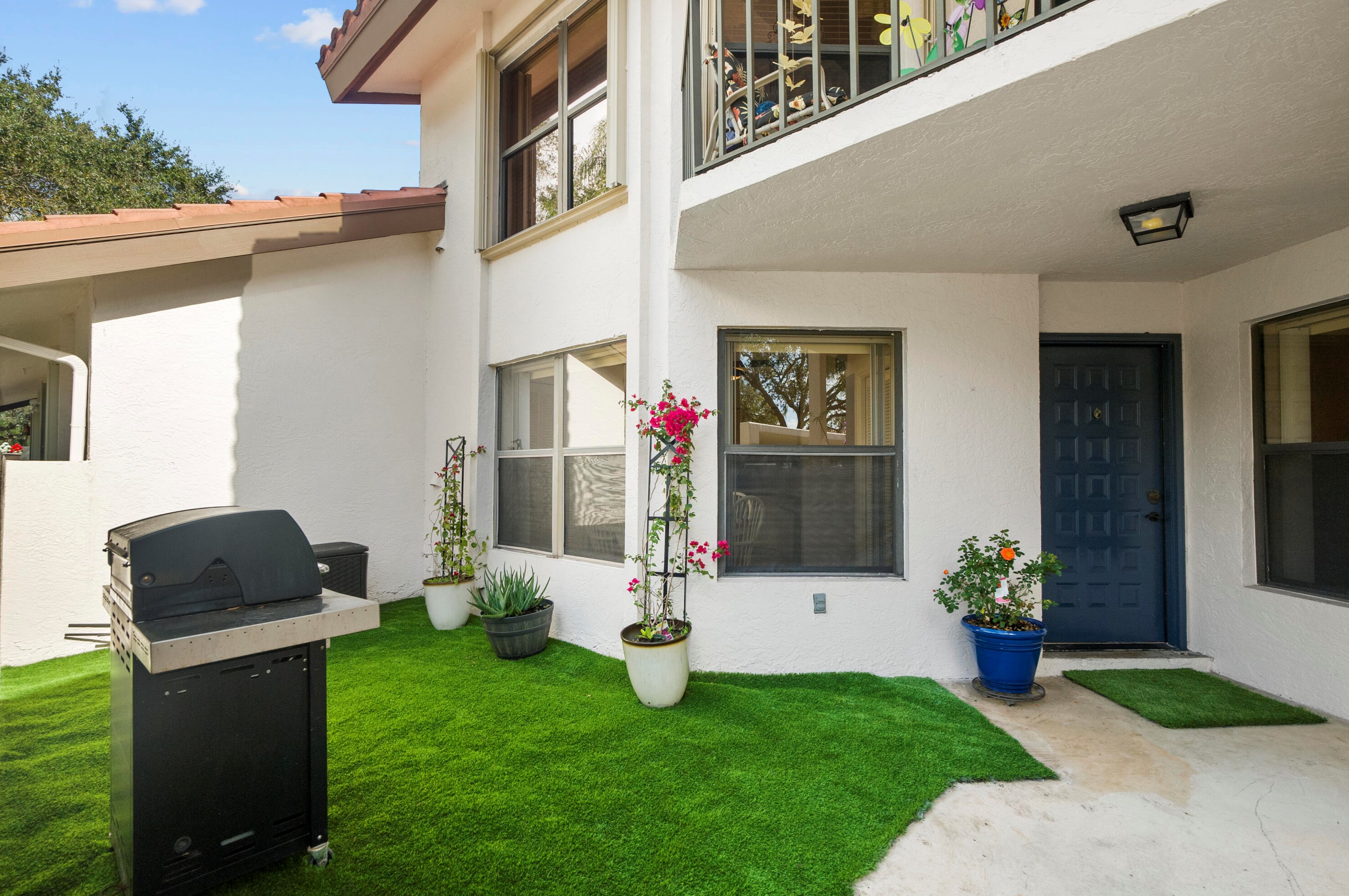 6031 Martinique Dr, Stuart, FL 34997-8145