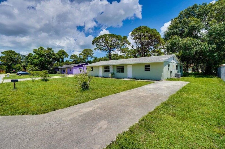 5112 La Salle St #1, Fort Pierce, FL 34950