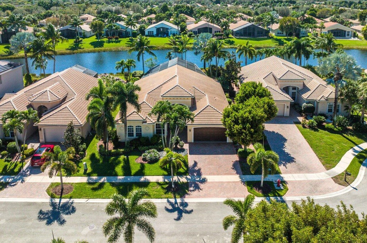 6606 Sand City Way, Delray Beach, FL 33446