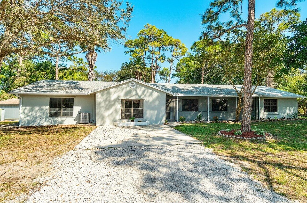 16331 81st Ln, Town of Loxahatchee Groves, FL 33470