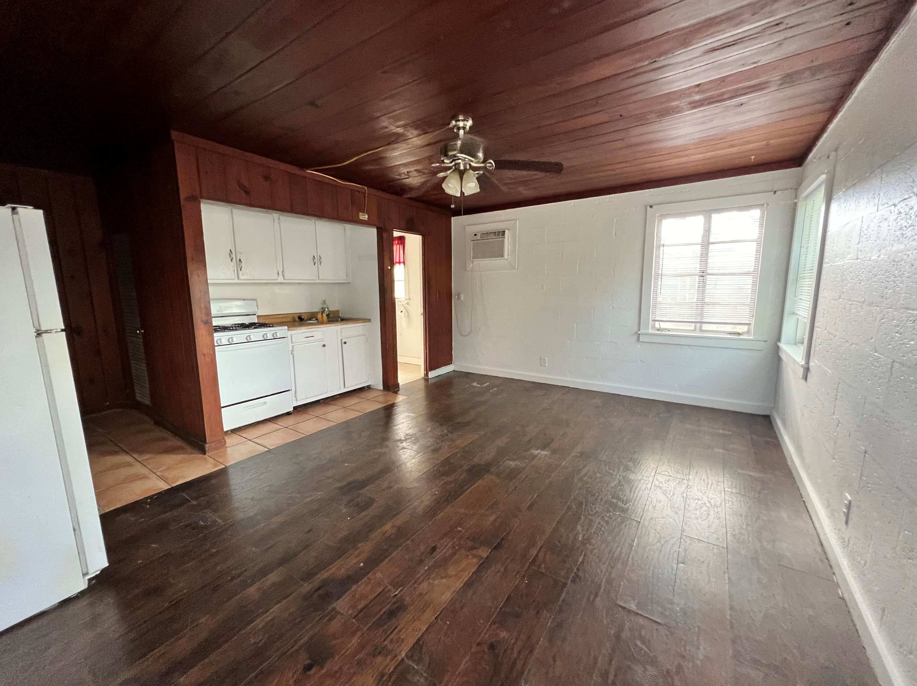 3261 S Us Hwy 1 #5, Fort Pierce, FL 34982