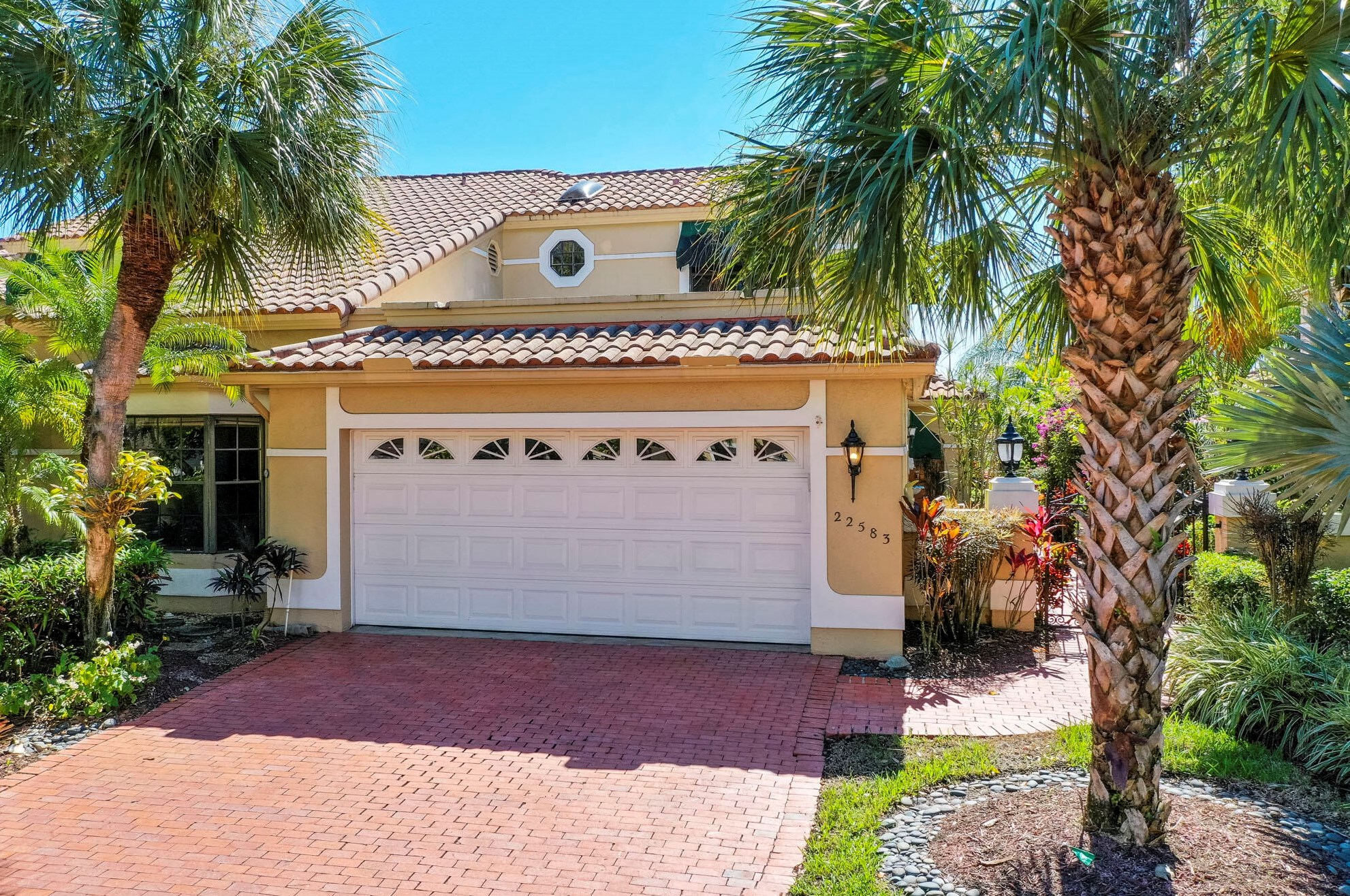 22583 Caravelle Cir, Boca Raton, FL 33433-5912