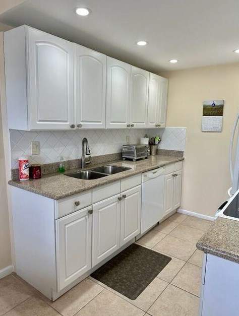 2029 Exeter B, Boca Raton FL  33434-4850 exterior