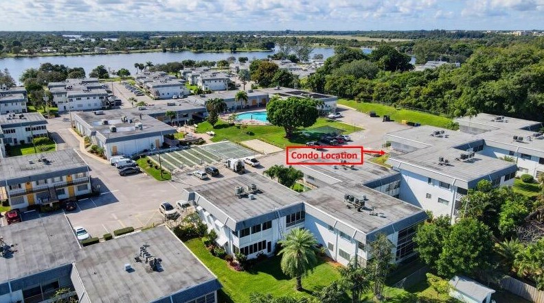 3402 Cynthia Ln #111, Lake Worth, FL 33461