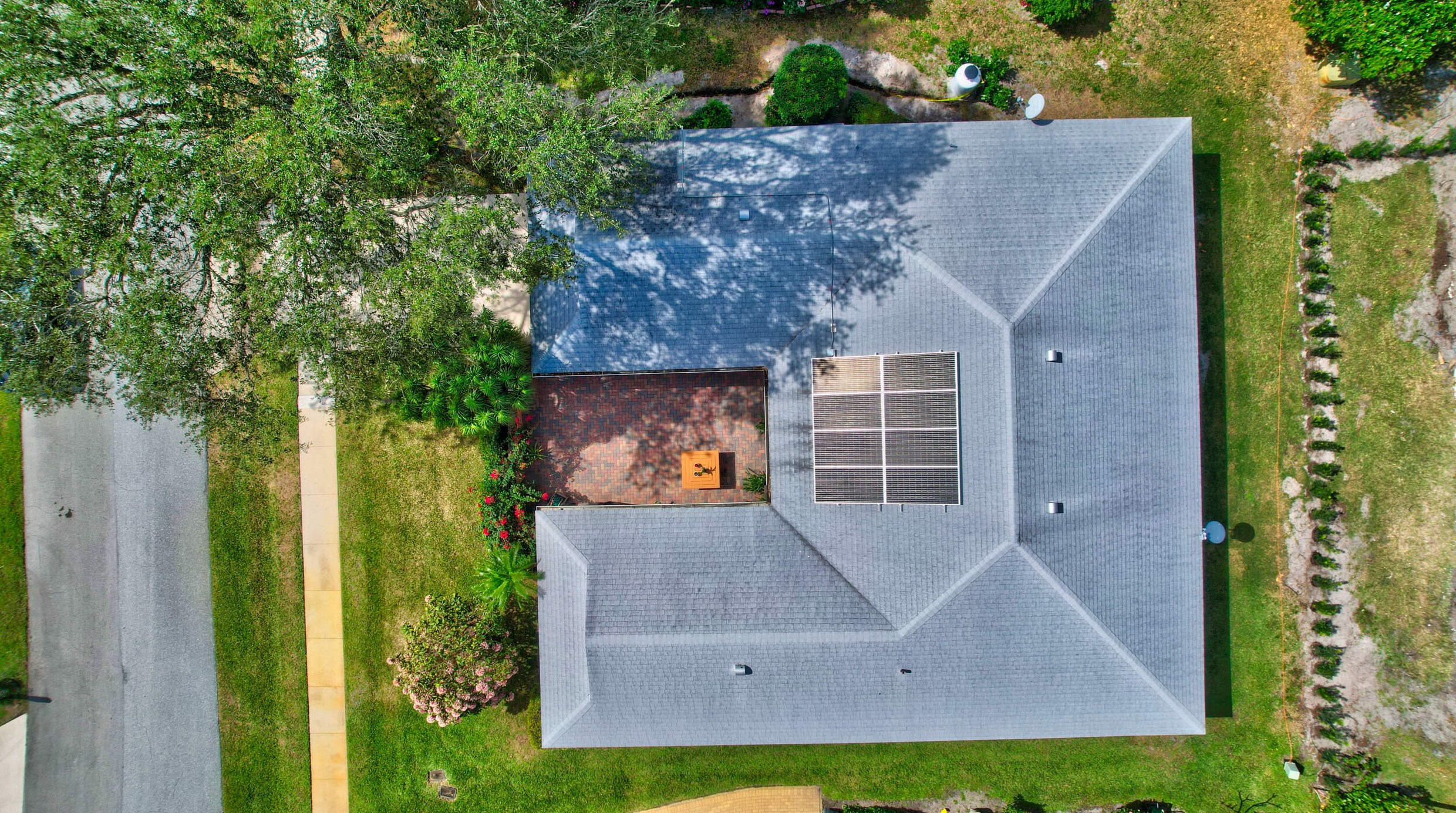 10763 Greentrail Dr, Boynton Beach, FL 33436-4921