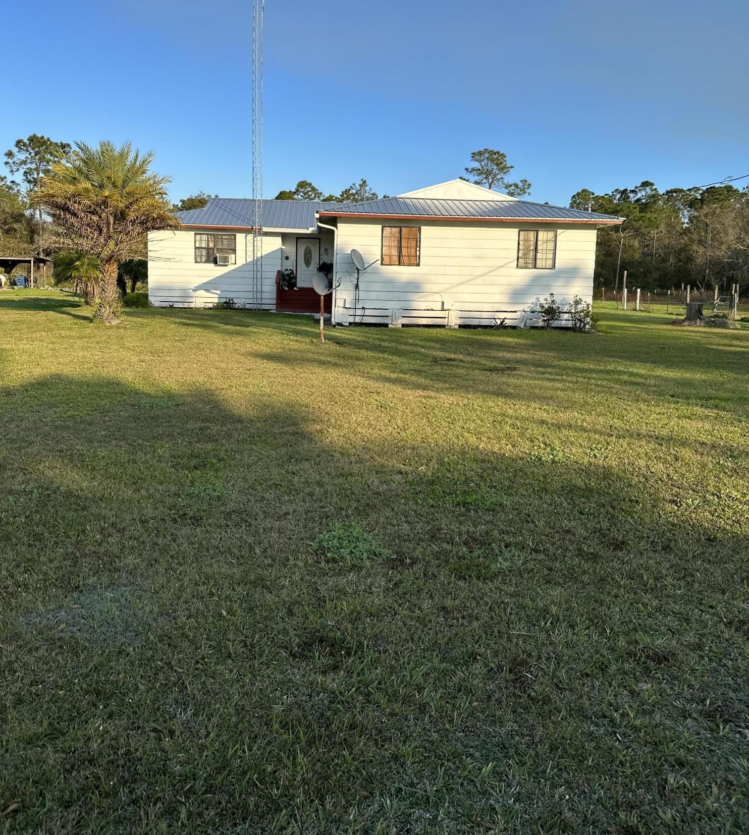 6492 154th Ave, Okeechobee, FL 34972-9546