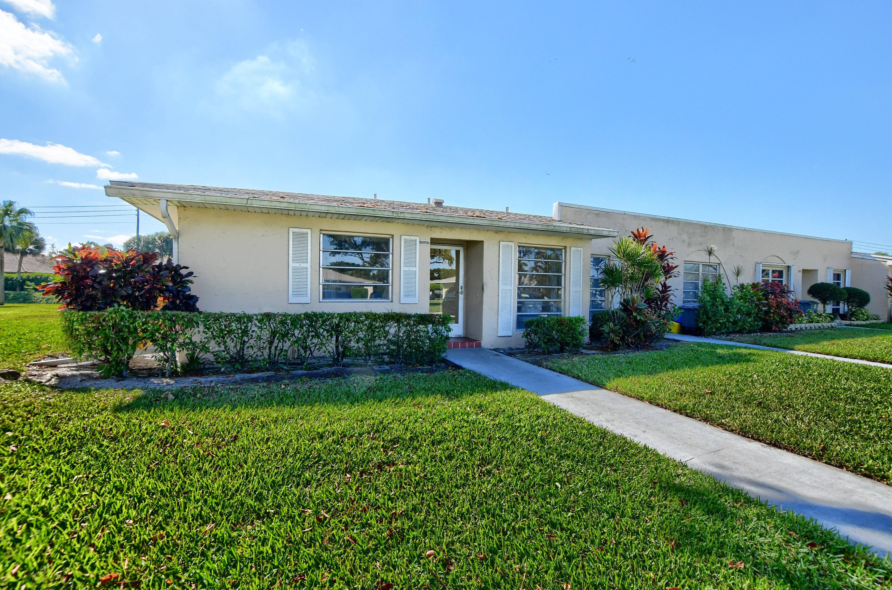 21070 Covington Dr, Boca Raton, FL 33433-1861