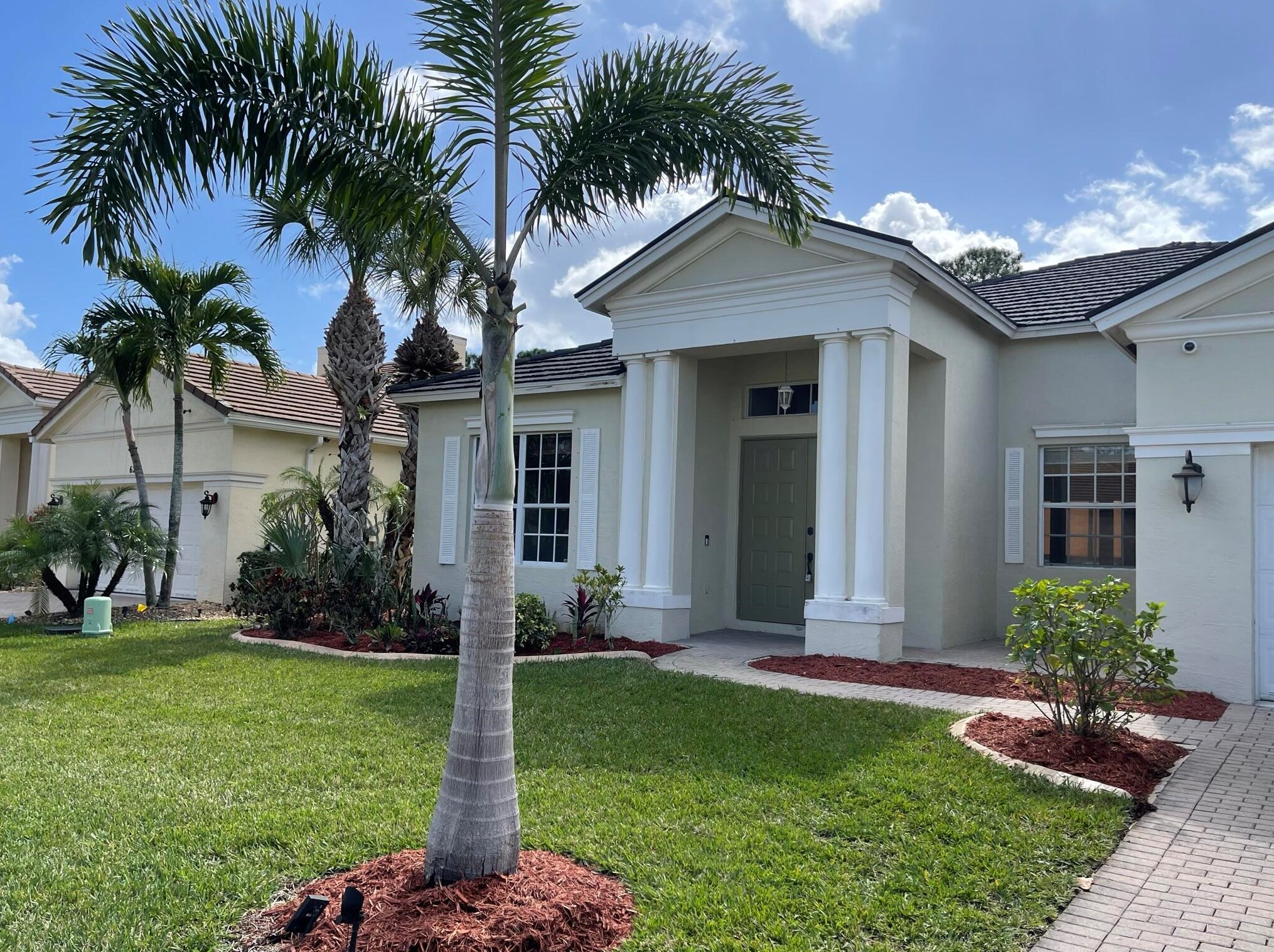 631 Sw Indian Key Dr, Fort Pierce, FL 34986